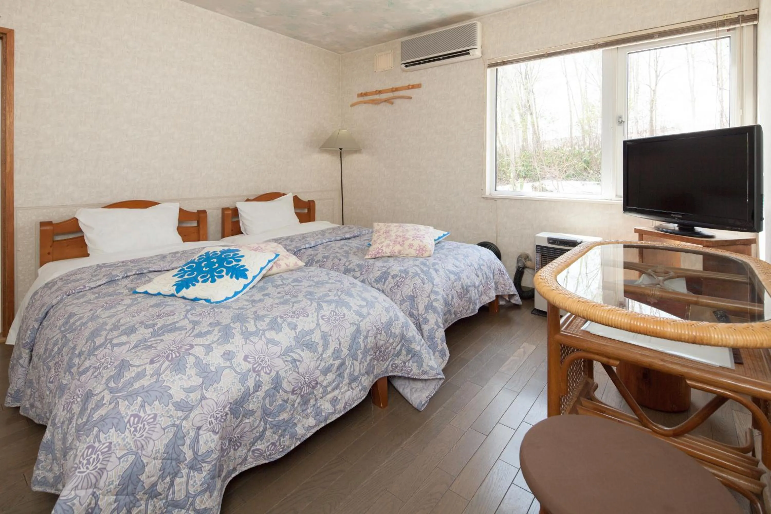 Bedroom, Bed in Pension Fryingpan