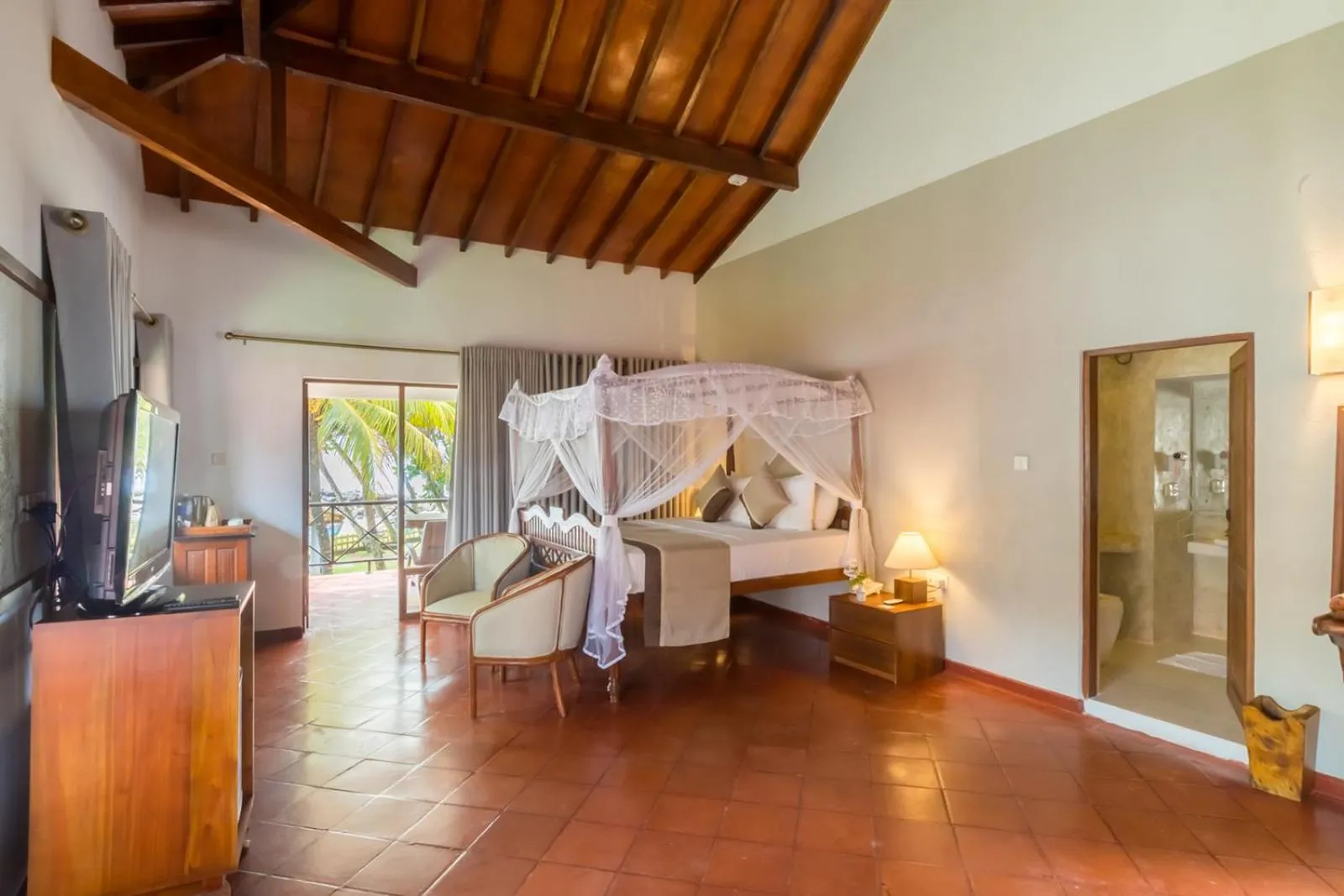 Superior Double Room with Sea View - single occupancy in Dickwella Resort and Spa