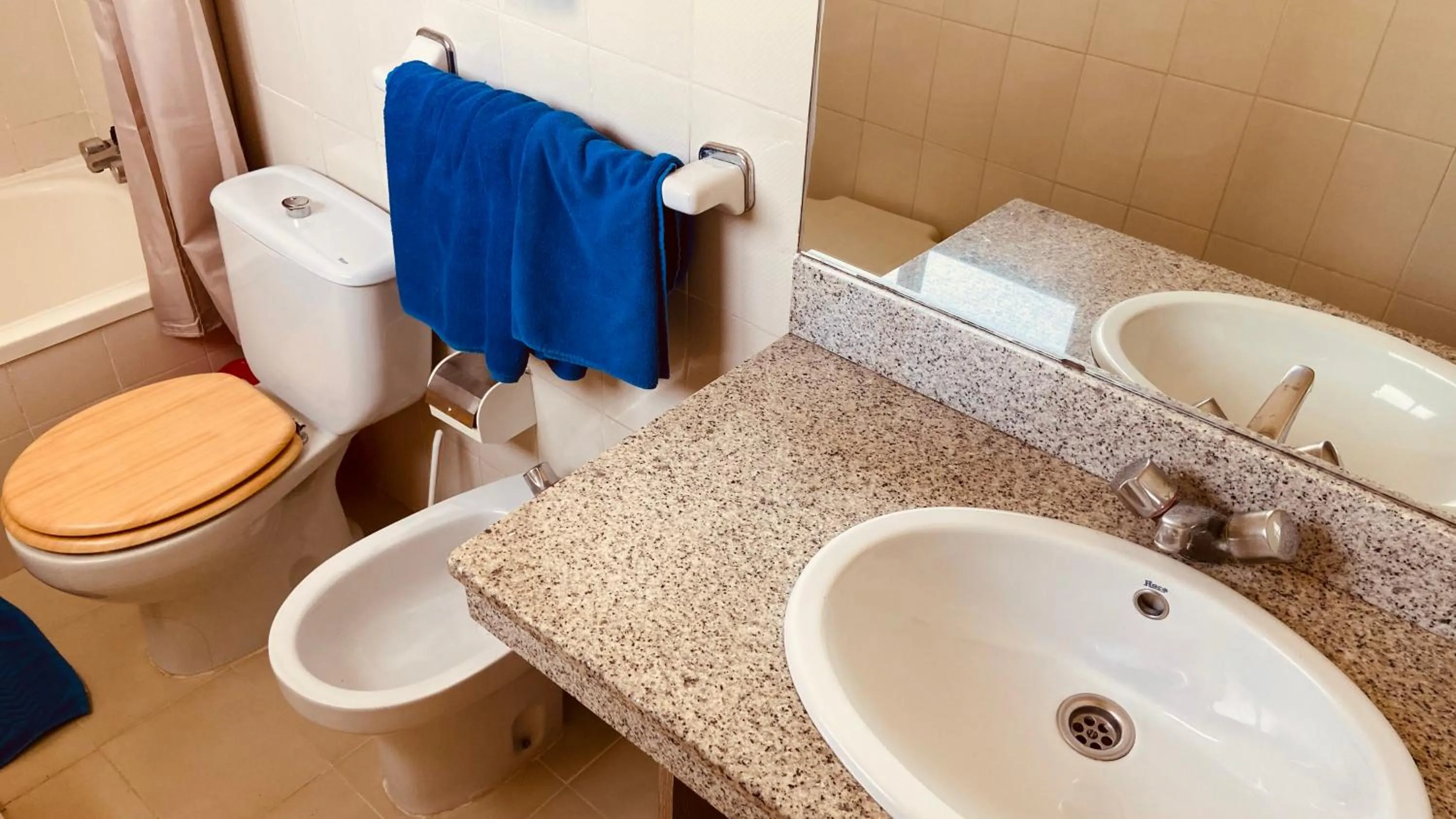 Bathroom in Casthotels Fuertesol Bungalows