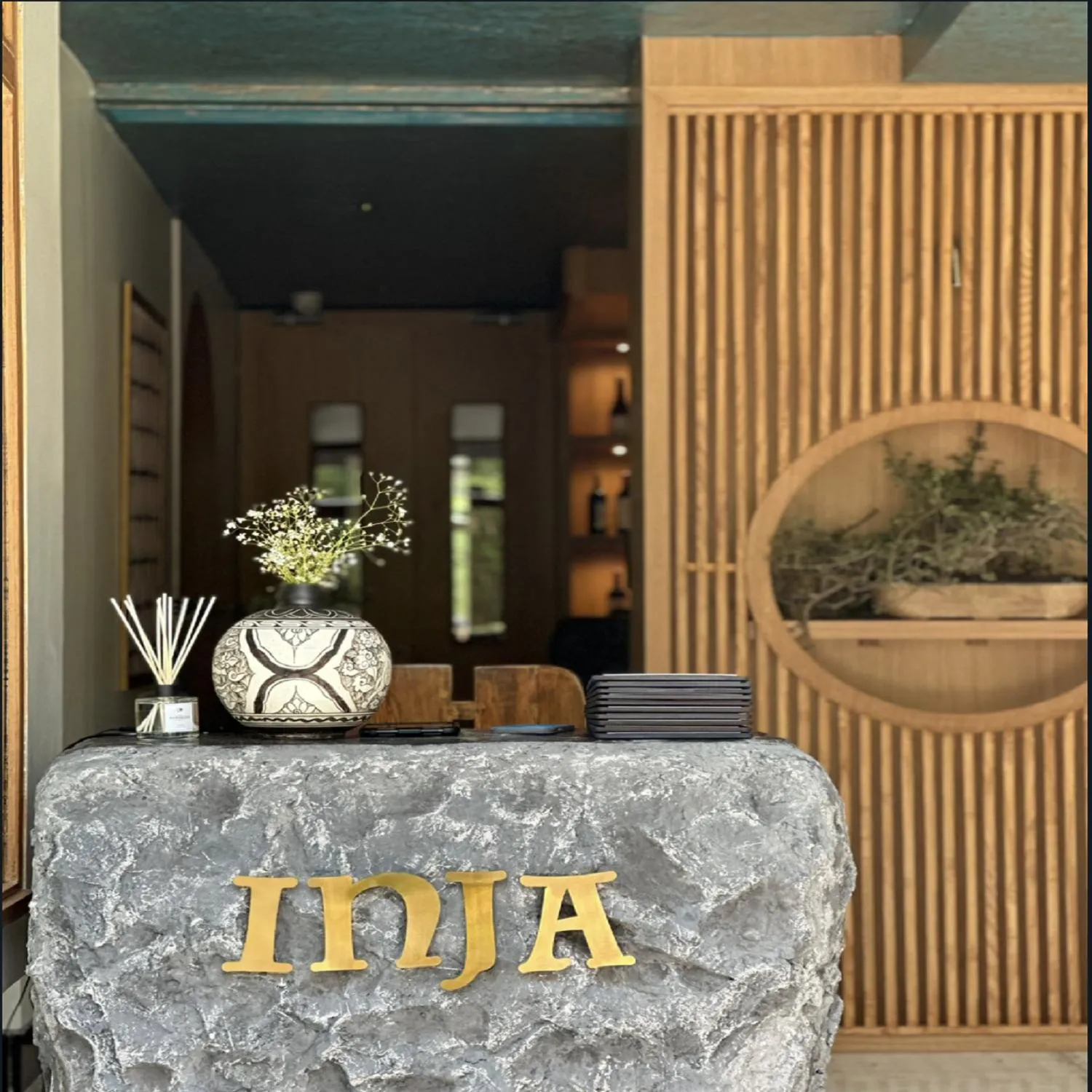 Restaurant/places to eat in The Manor - New Delhi