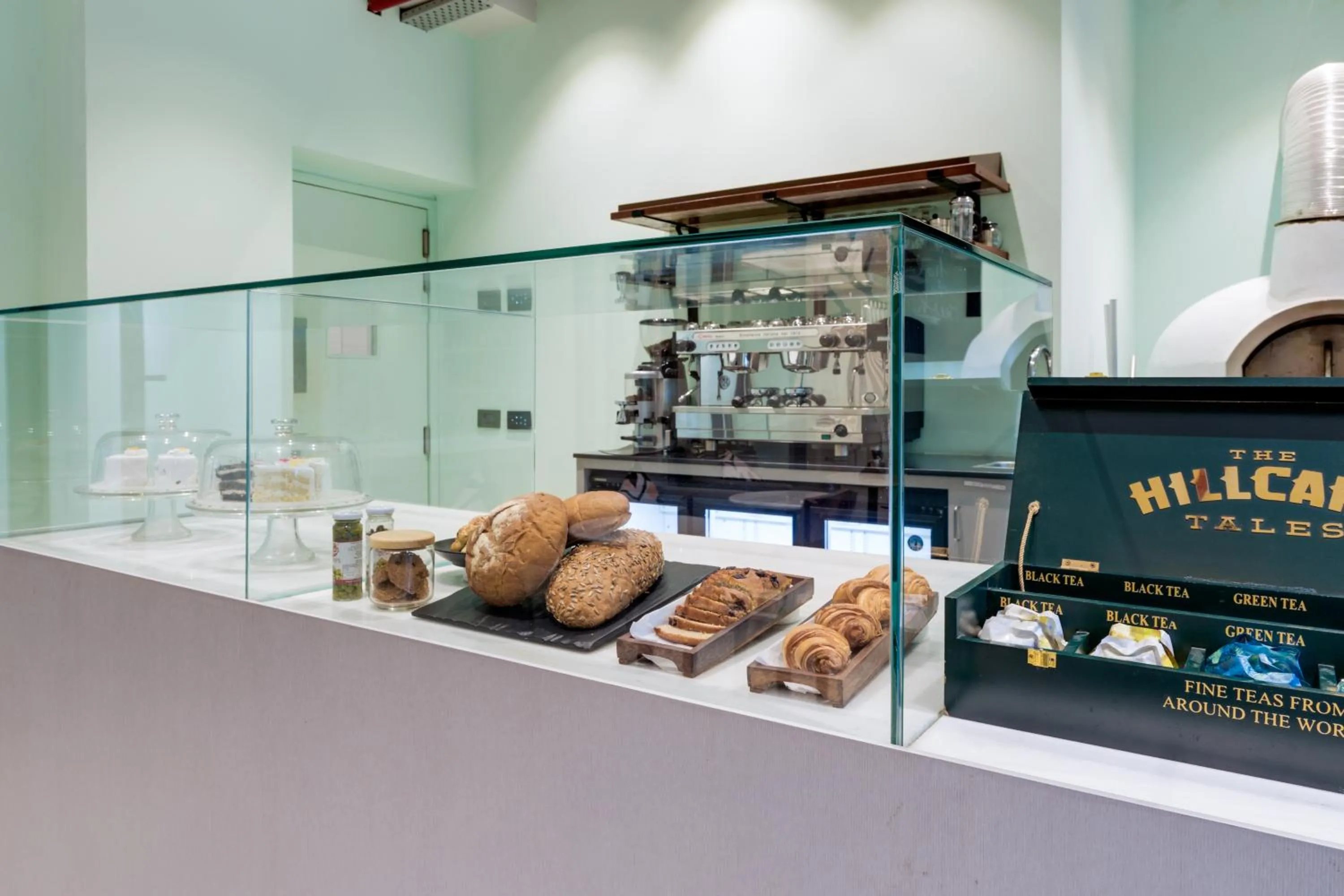 Food and drinks in The Manor - New Delhi