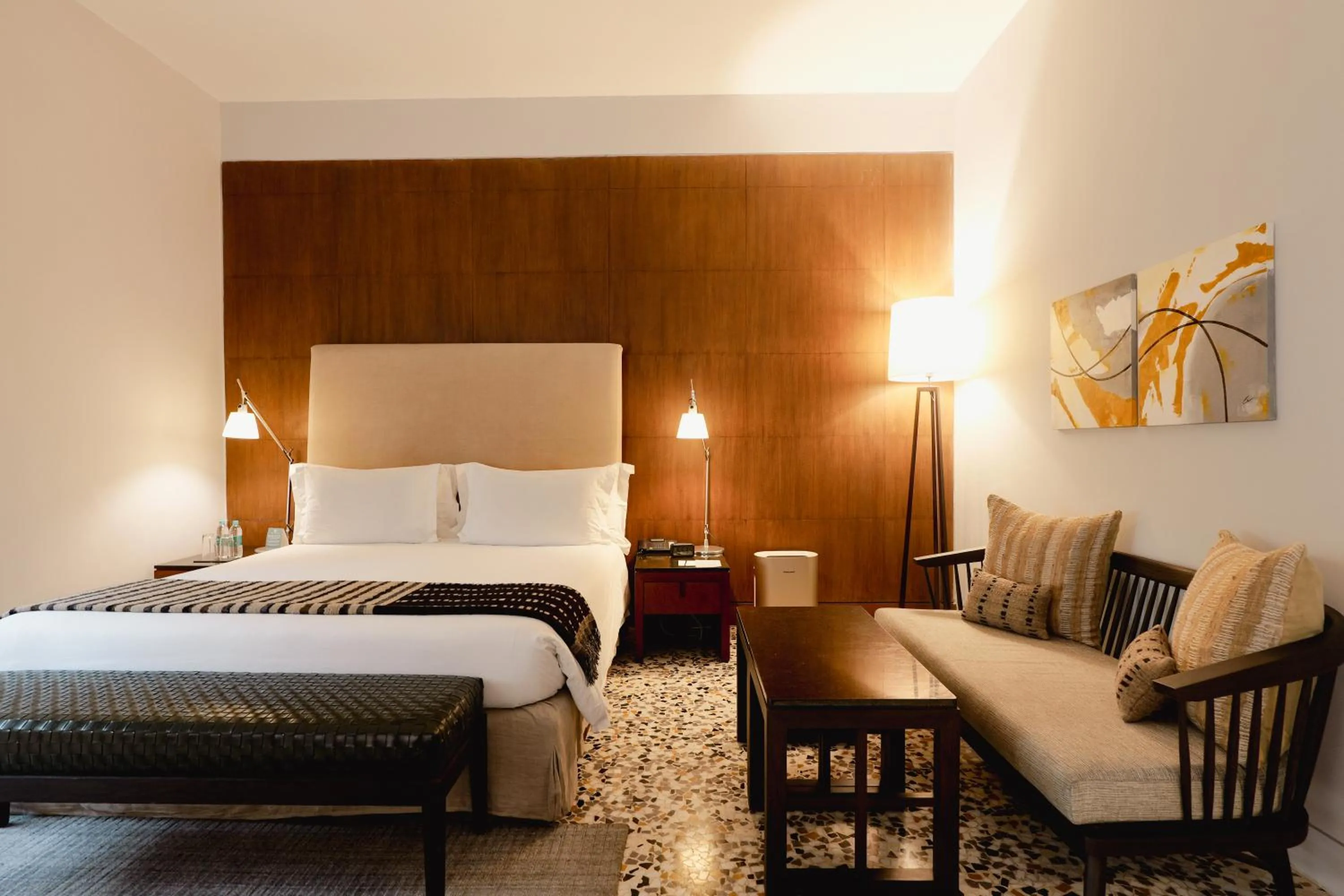 Bed in The Manor - New Delhi