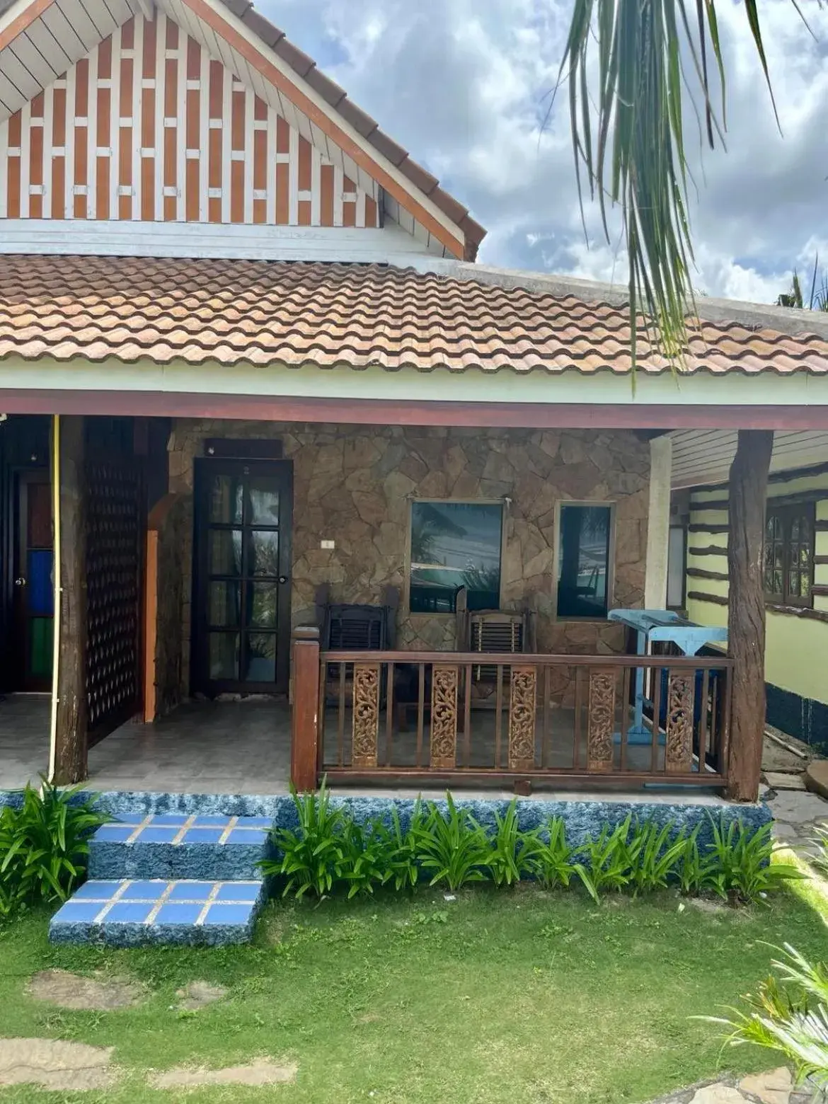 Deluxe Double Room with Side Sea View in First Villa Beach Resort Deluxe Double Room with Side Sea View in First Villa Beach Resort