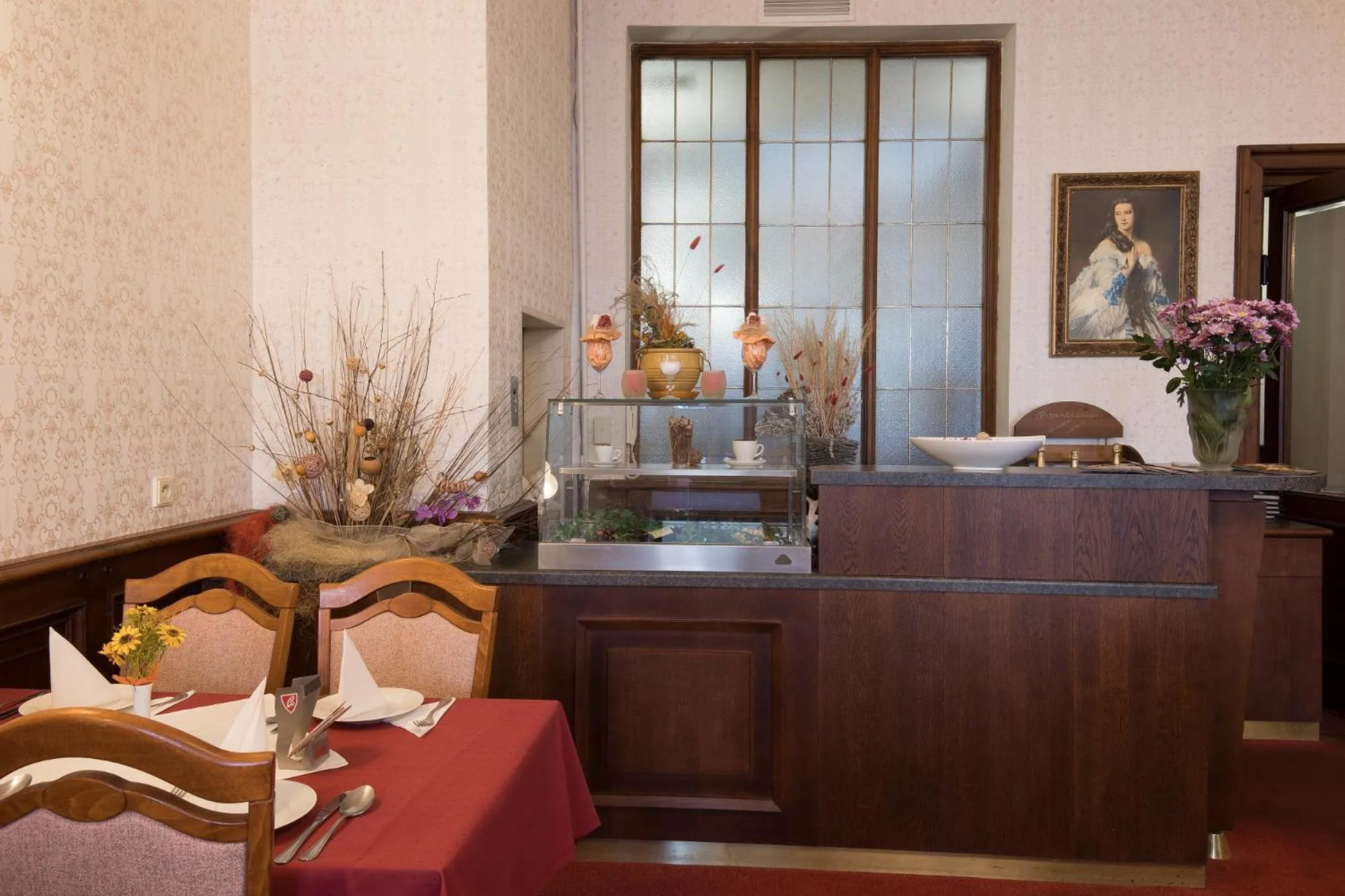 Restaurant/places to eat in Hotel U Černého orla