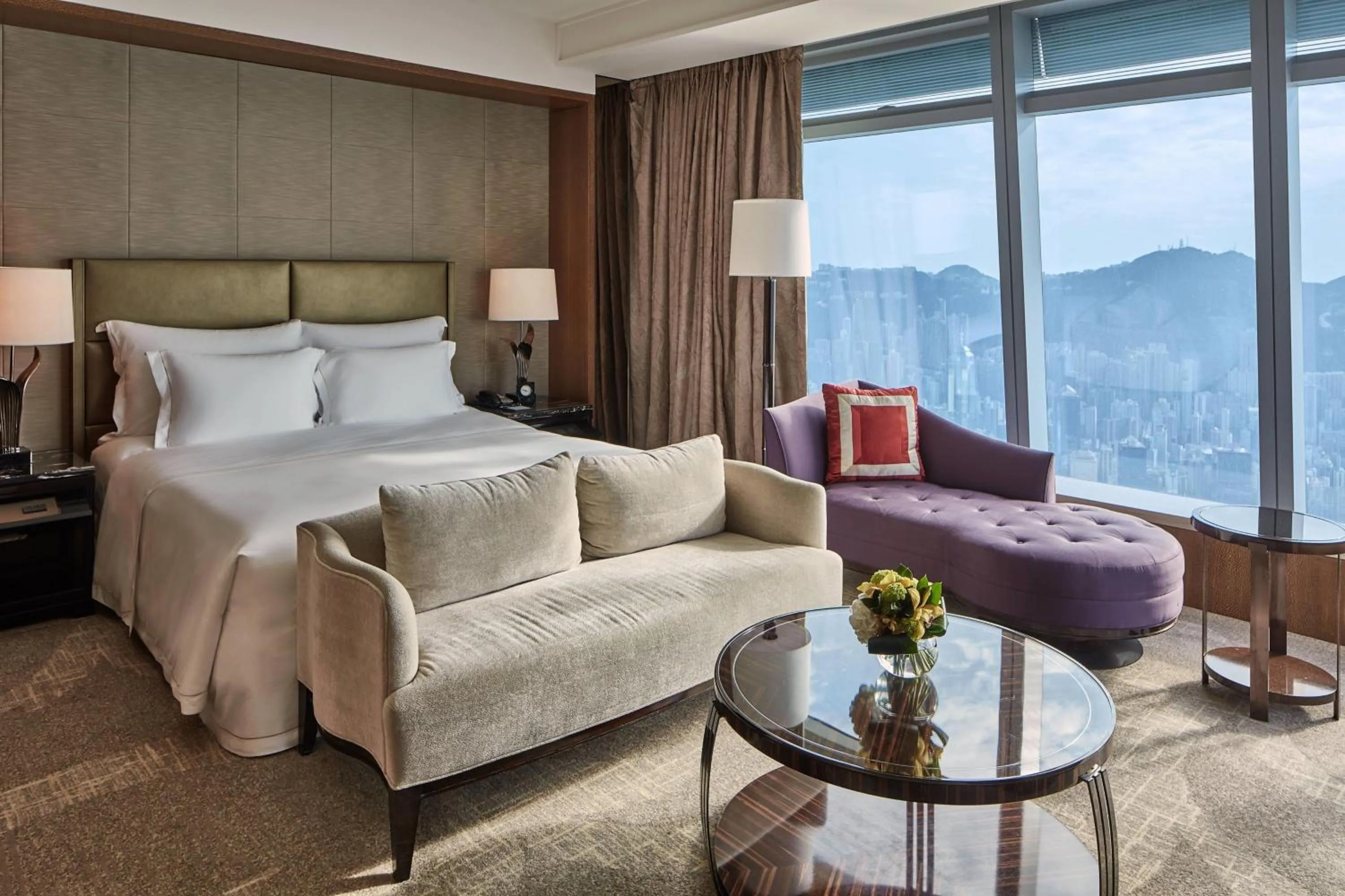 Photo of the whole room, Bed in The Ritz-Carlton, Hong Kong