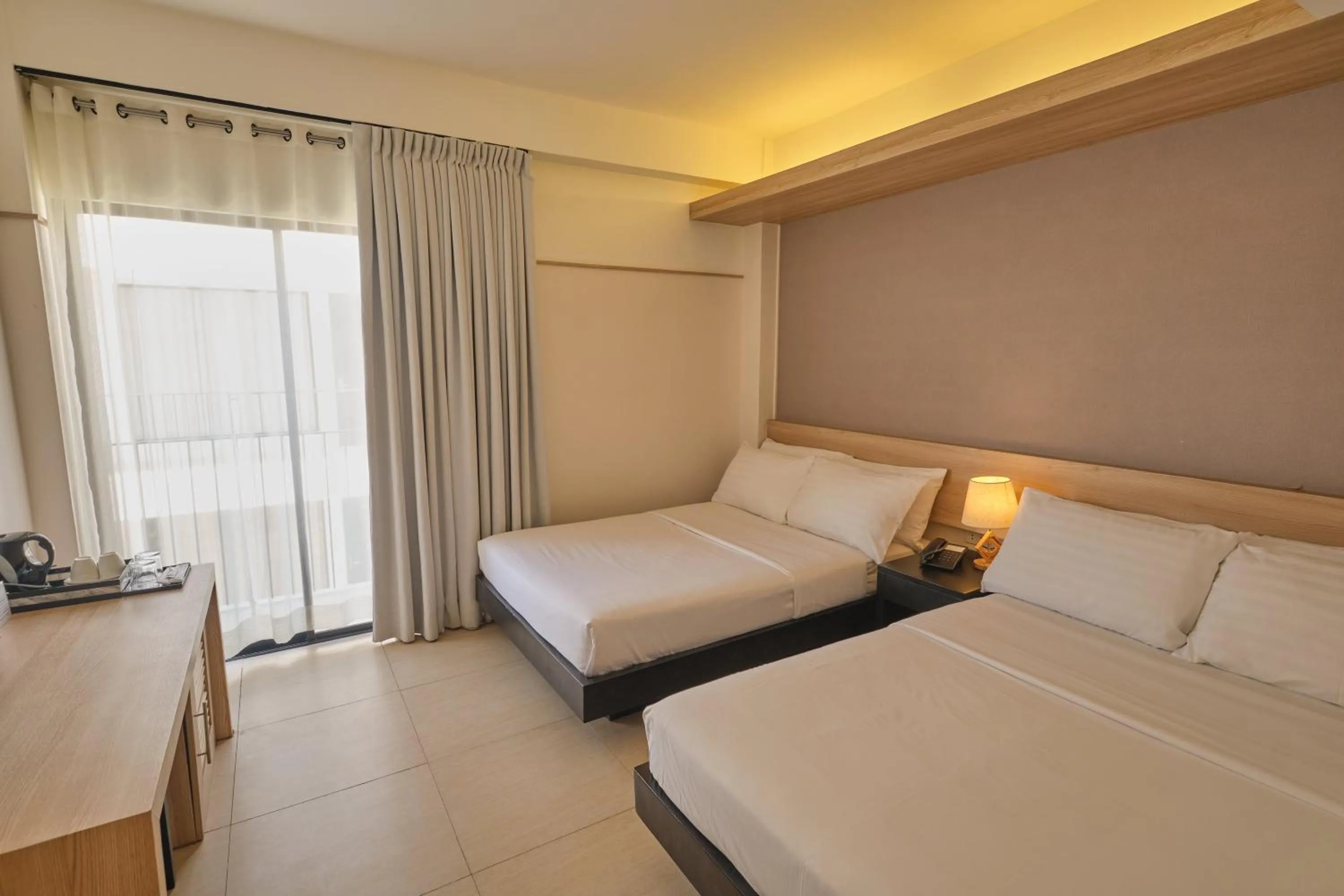 Bedroom, Bed in The Tides Hotel Boracay