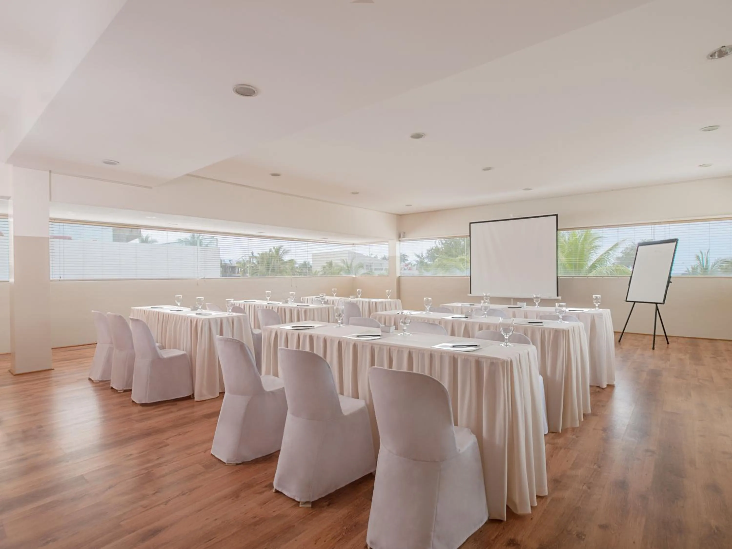Banquet/Function facilities in The Tides Hotel Boracay