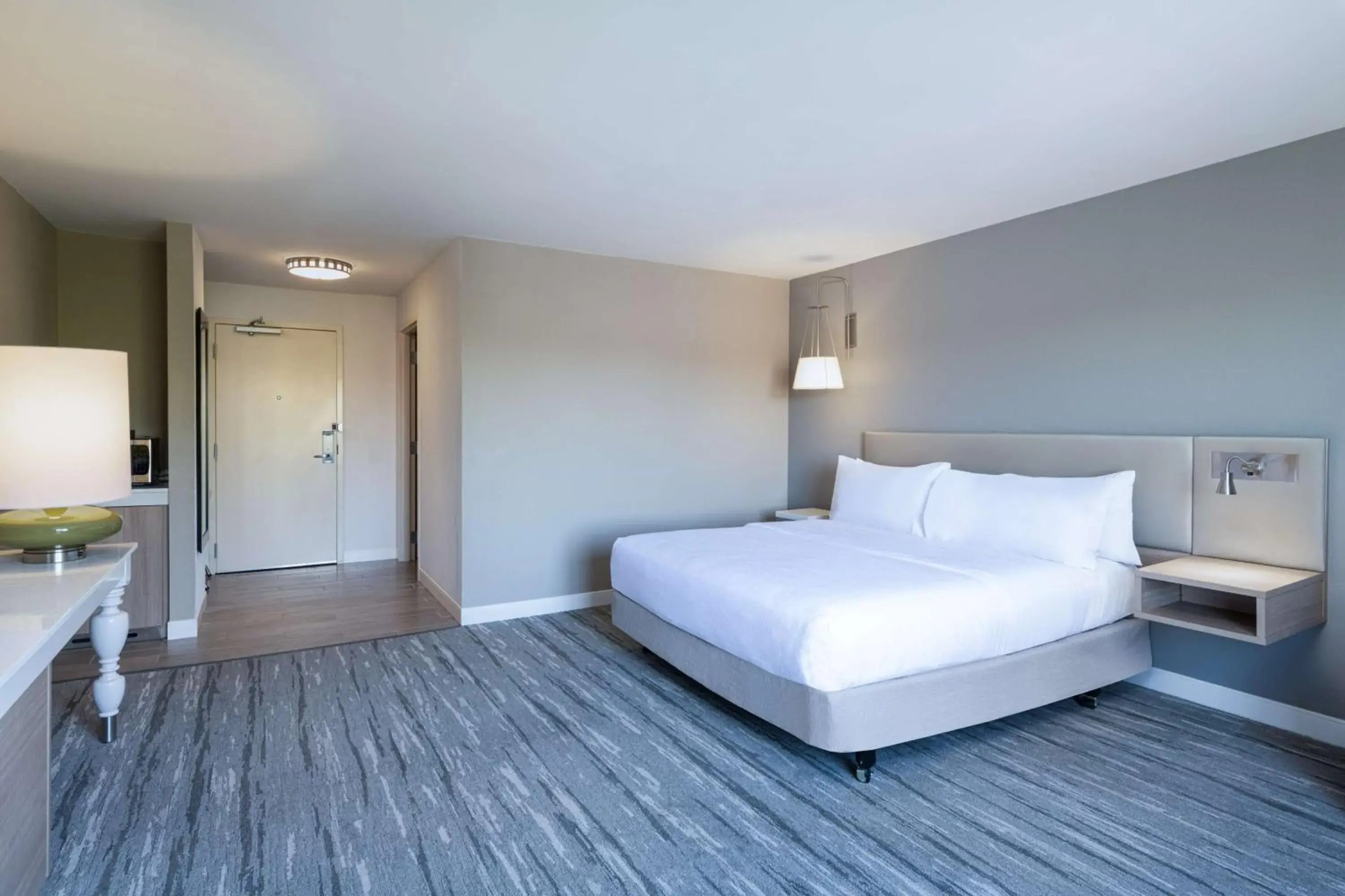 King Room with Accessible Tub - Mobility Access in Hilton Garden Inn Saint Charles King Room with Accessible Tub - Mobility Access in Hilton Garden Inn Saint Charles