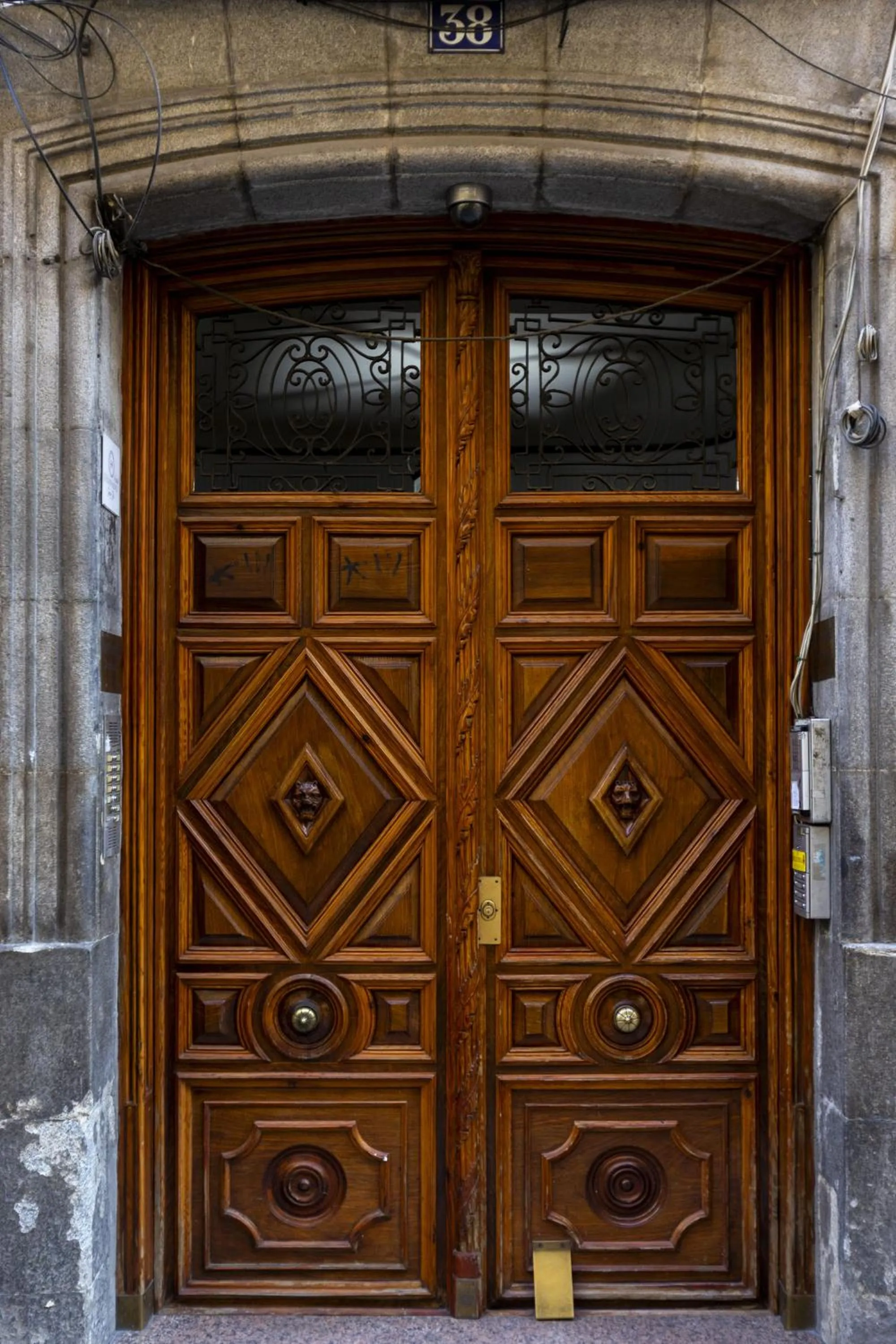 Facade/entrance in Hispano Gran Vía