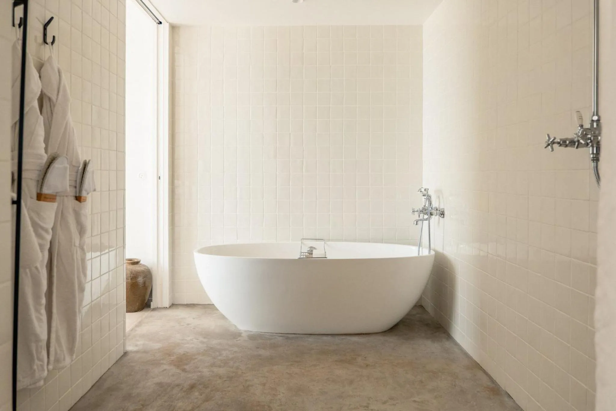 Photo of the whole room in Les Roches Rouges, a Beaumier hotel