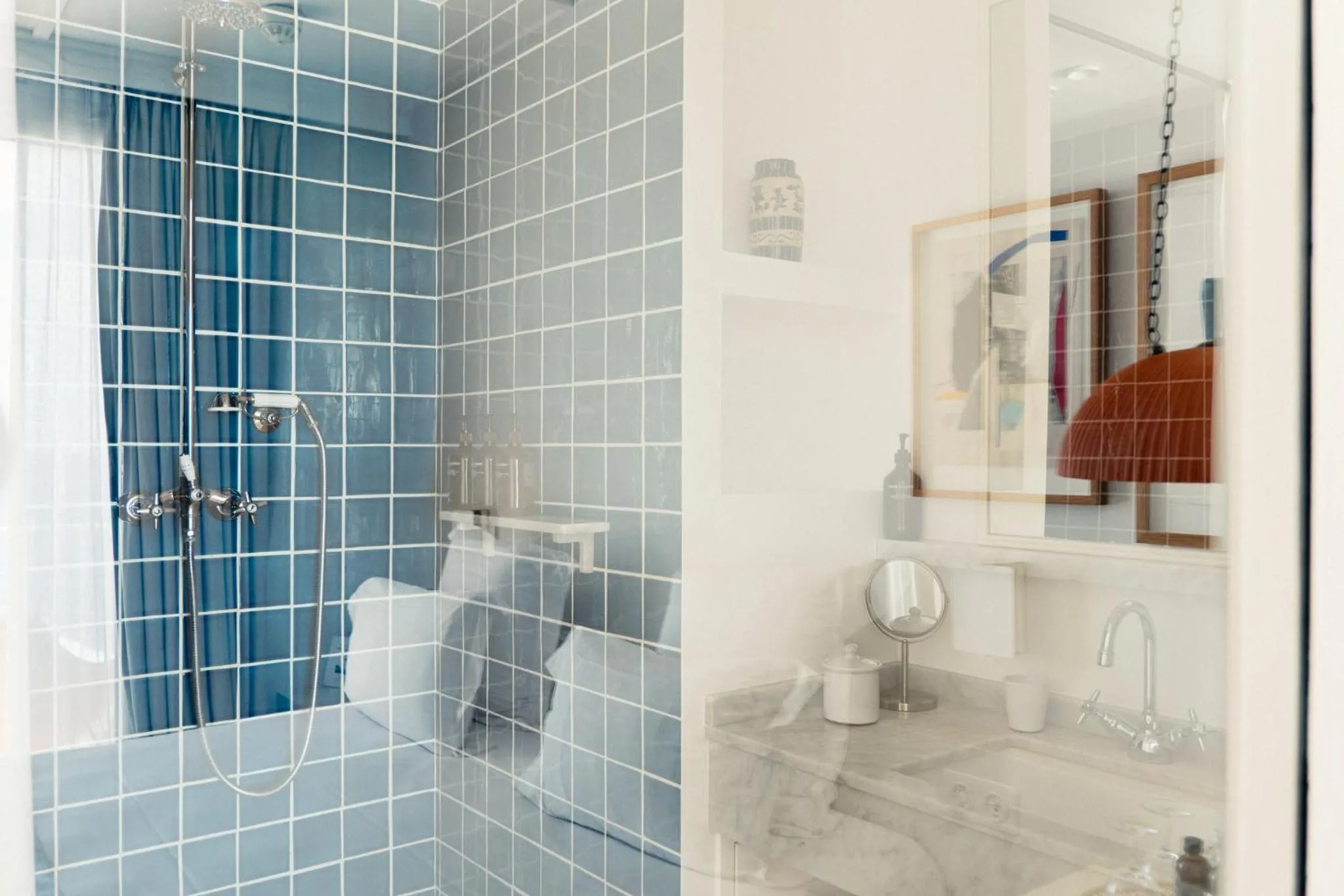 Photo of the whole room in Les Roches Rouges, a Beaumier hotel