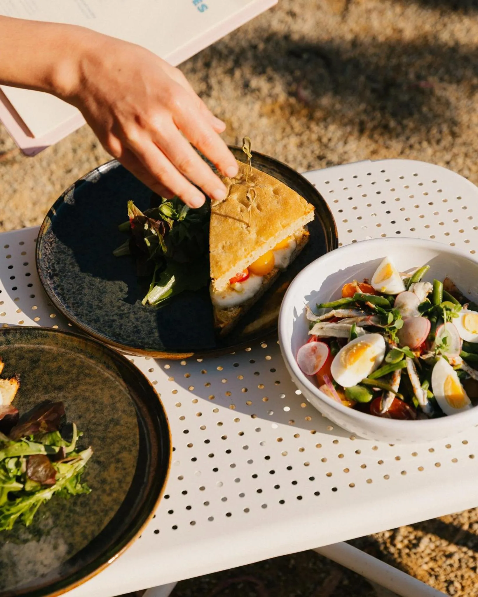 Restaurant/places to eat in Les Roches Rouges, a Beaumier hotel