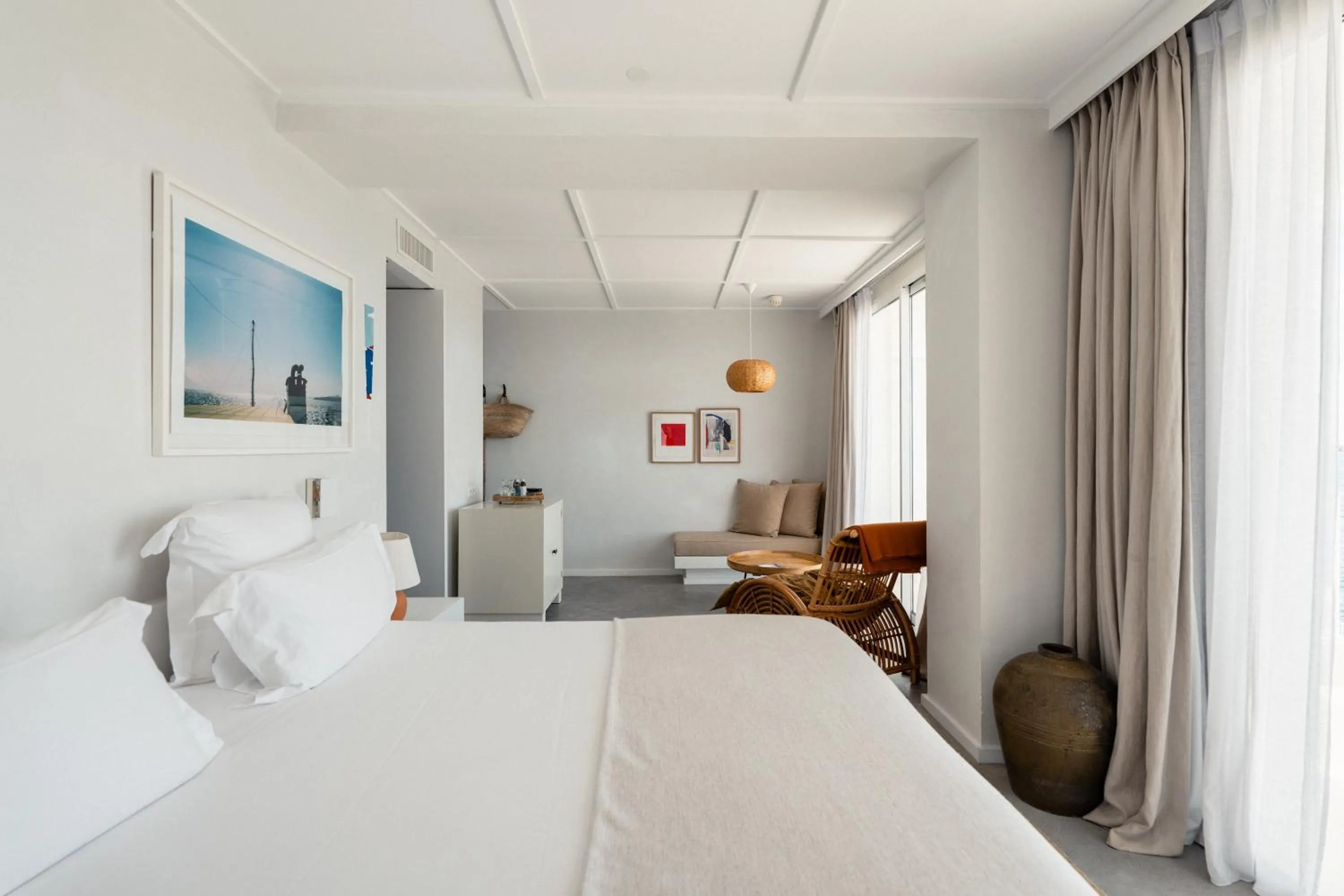 Bed in Les Roches Rouges, a Beaumier hotel