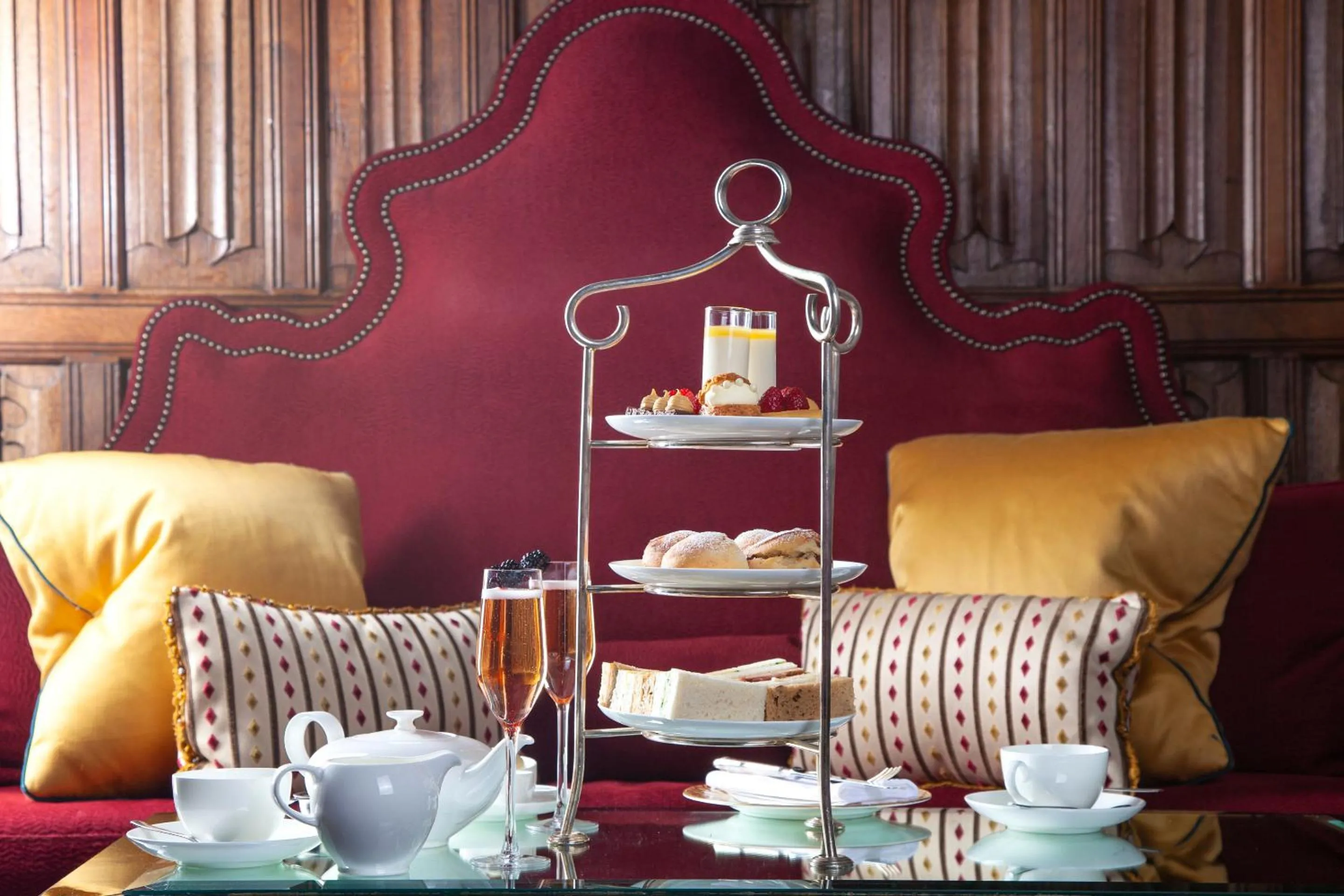 Dining area in Ellenborough Park