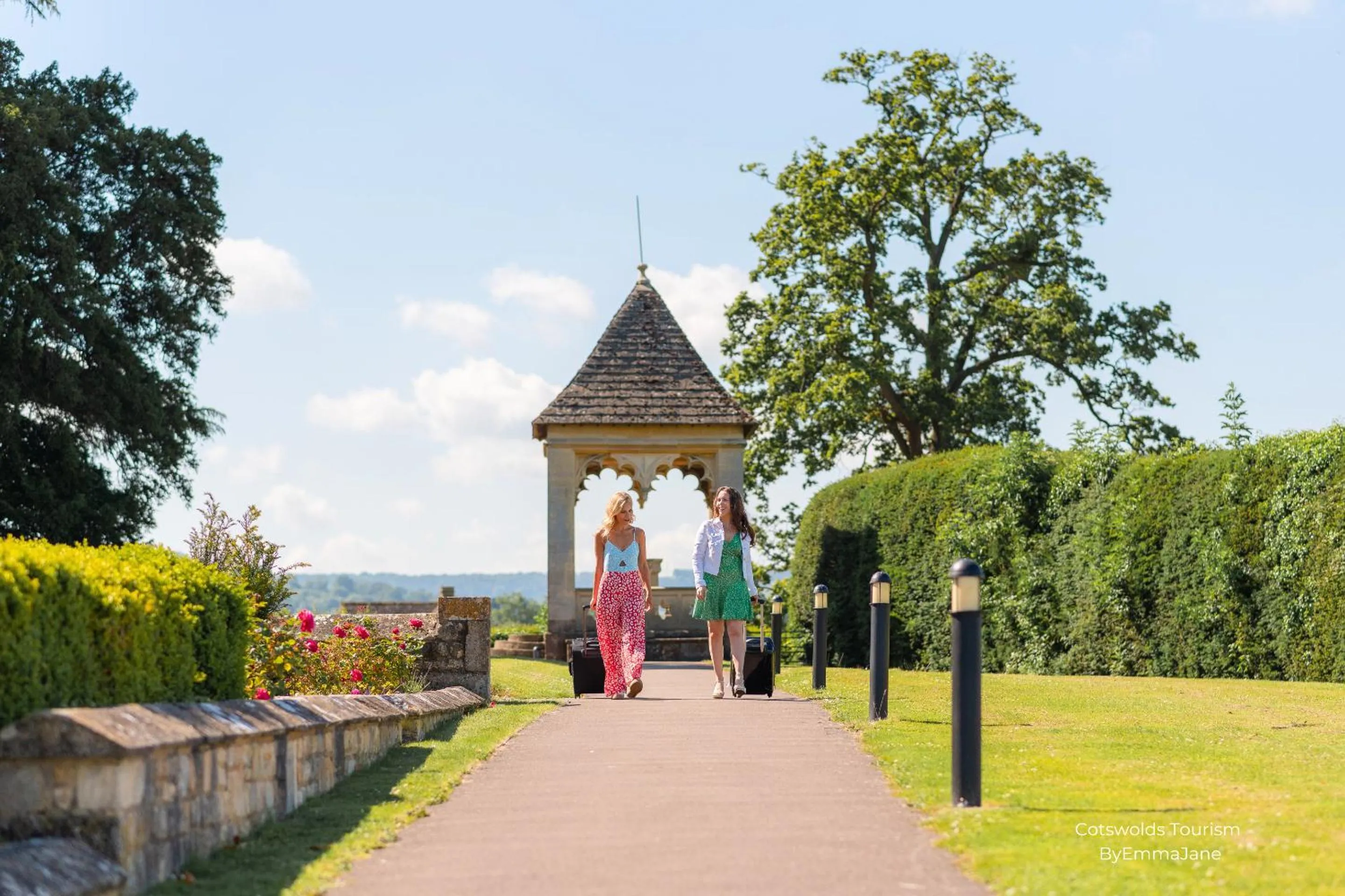 group of guests in Ellenborough Park