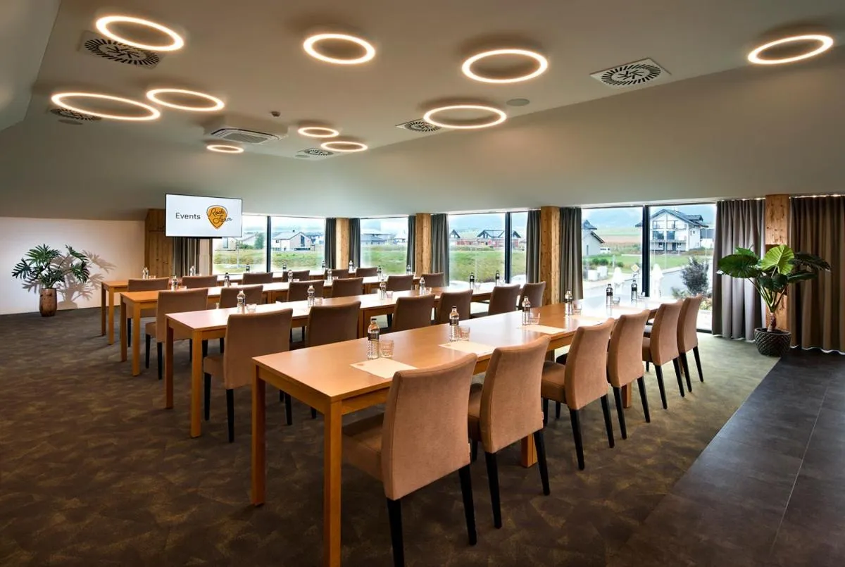 Business facilities in Natur Resort