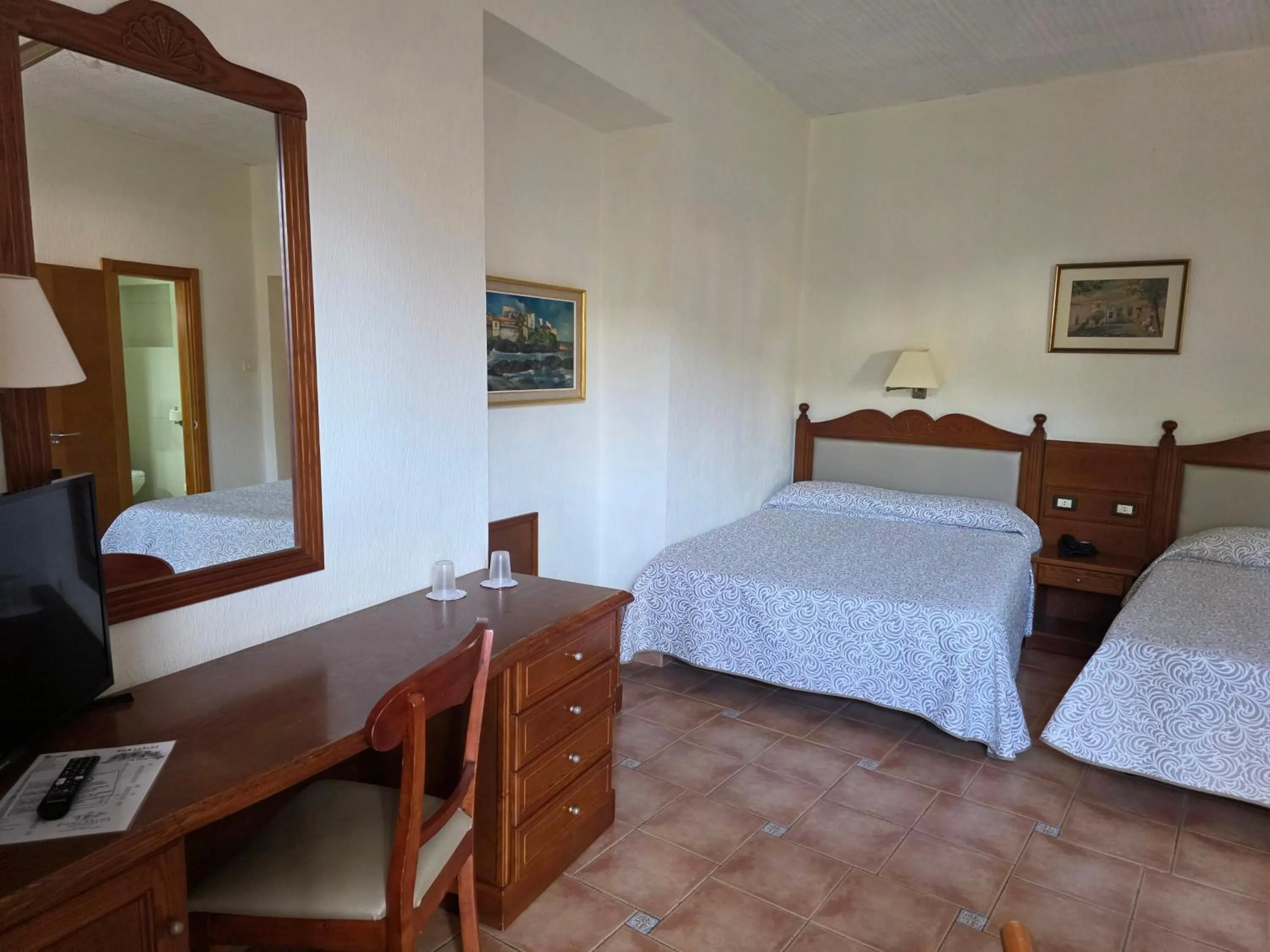 Other, Bed in Hotel Monopol