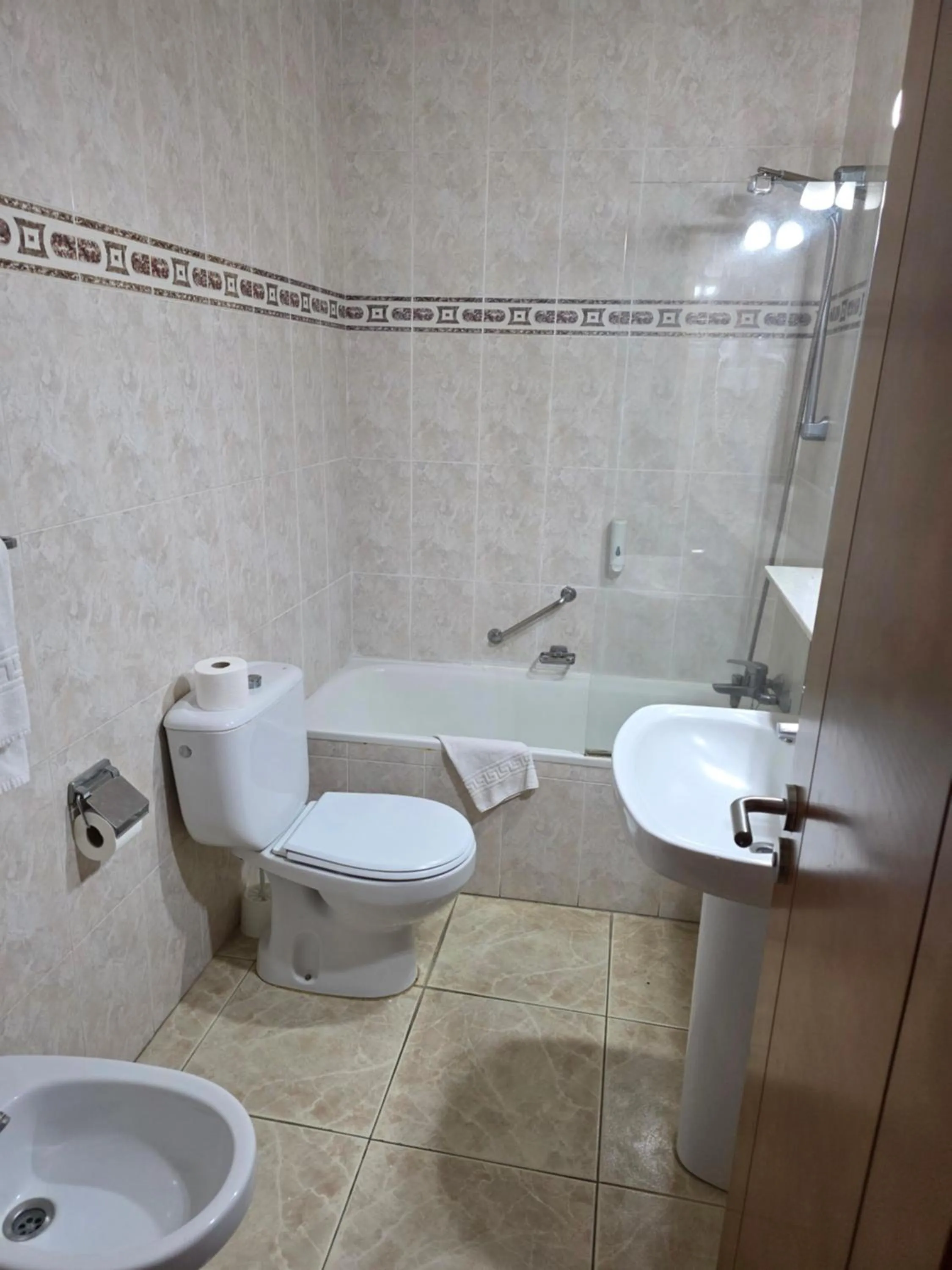 Bathroom in Hotel Monopol