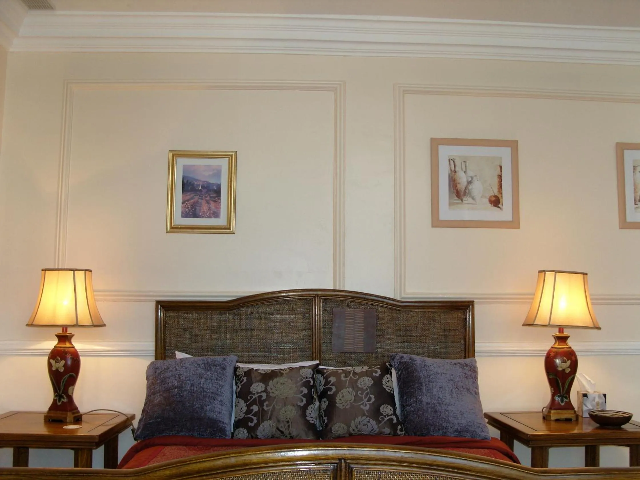 Acorn Guest House in Hull