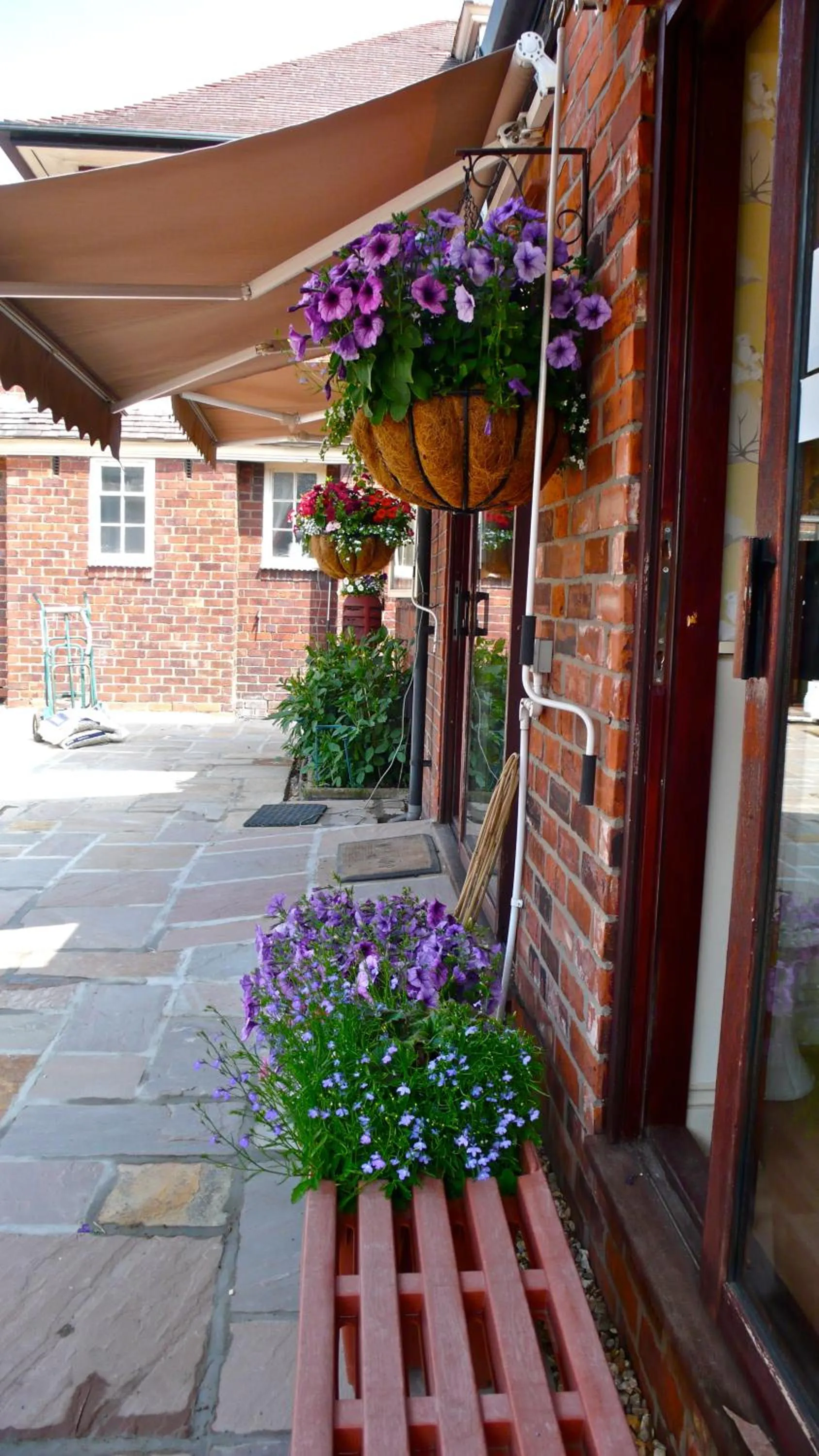 Decorative detail in Acorn Guest House in Hull