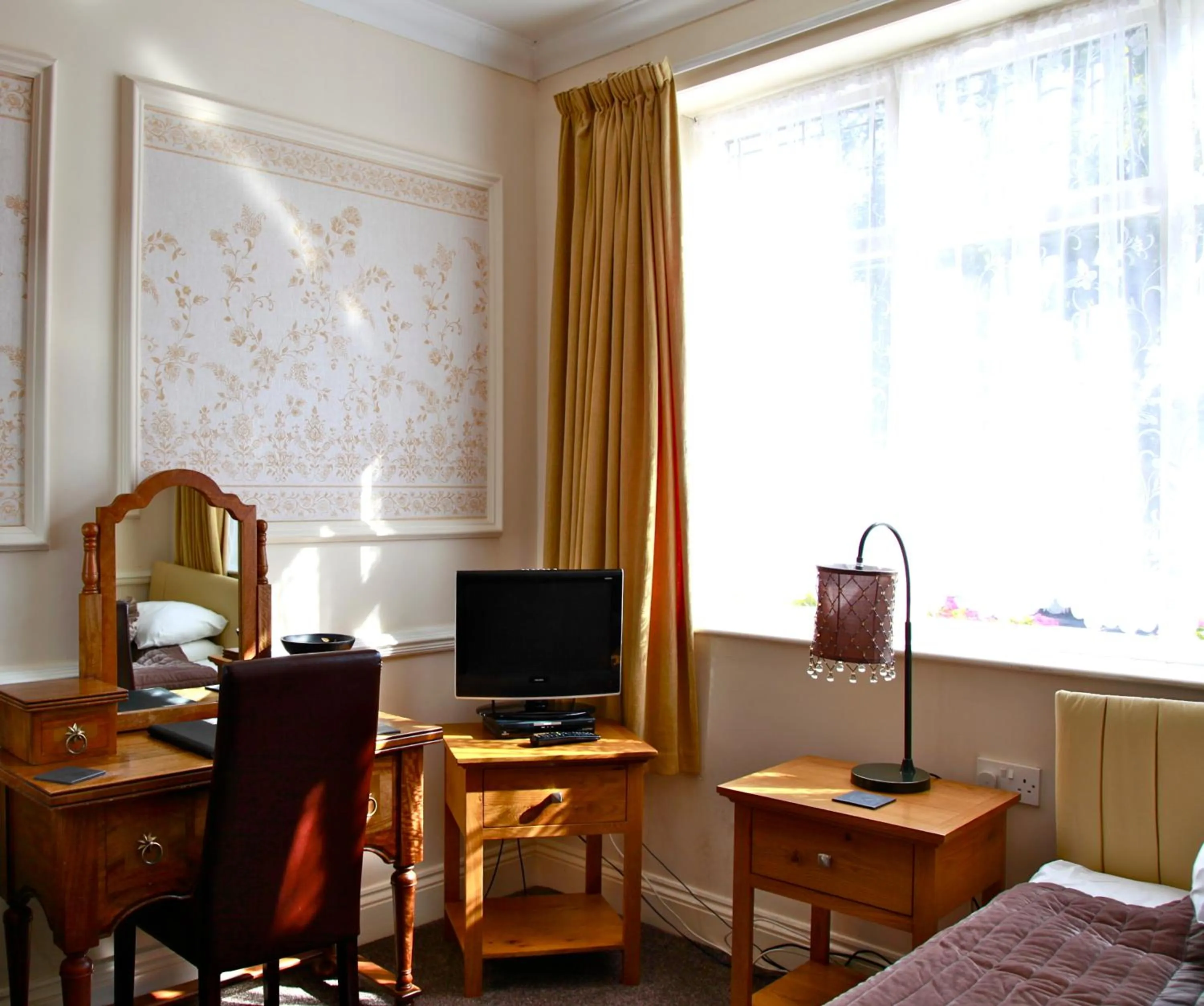 Decorative detail in Acorn Guest House in Hull