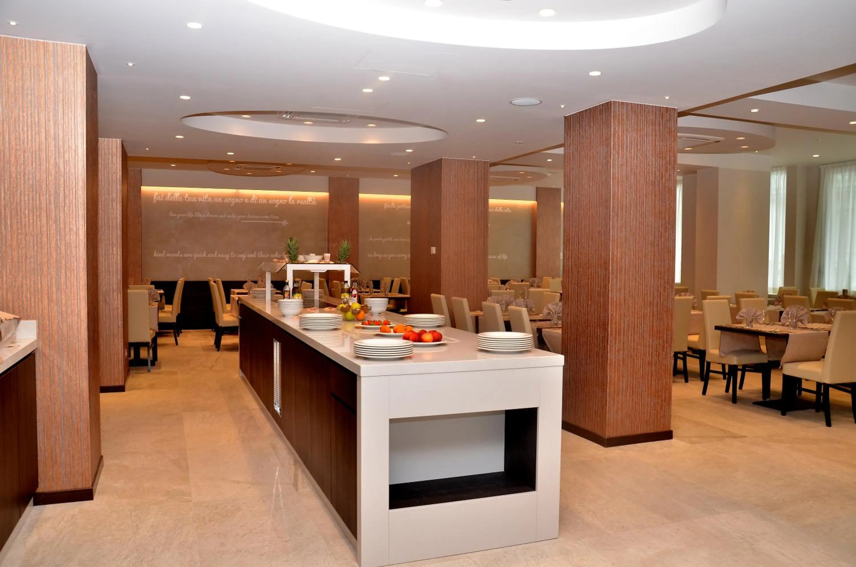 Restaurant/places to eat in Hotel Amburgo