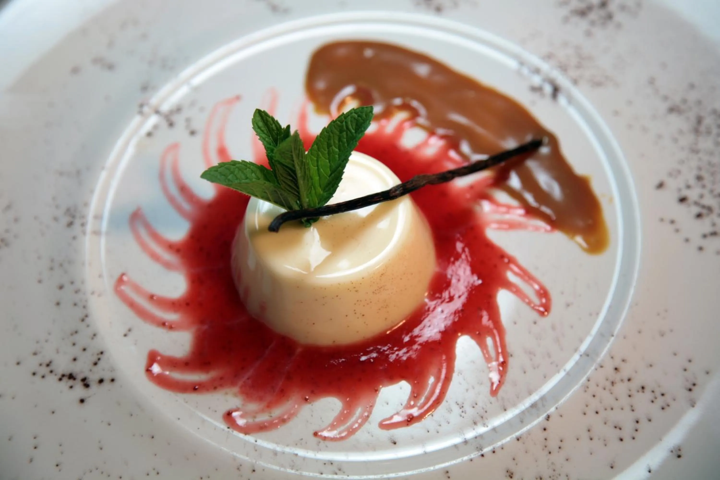 Food and drinks in Hotel Bassetto