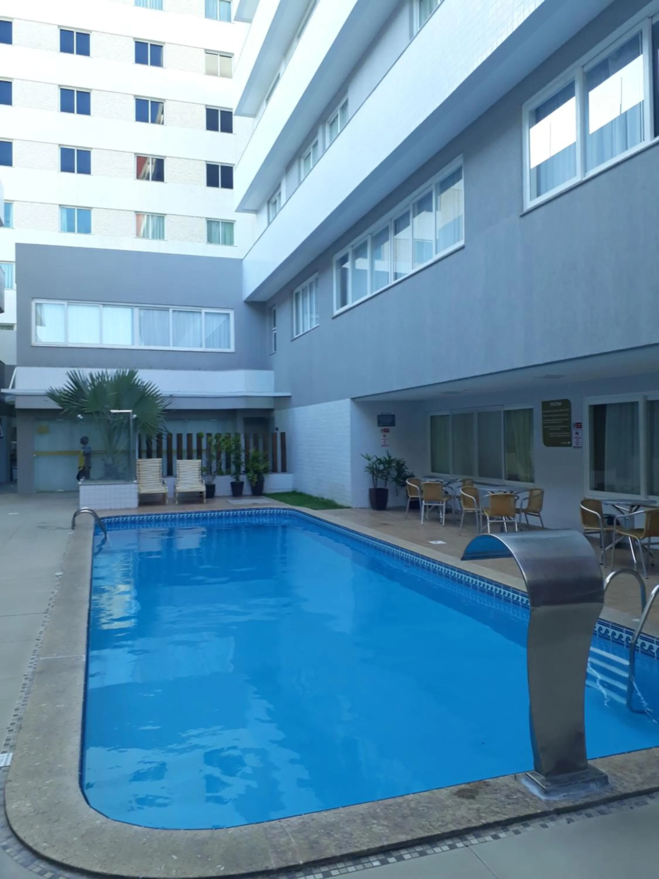 Swimming pool in Atalaia Apart Hotel