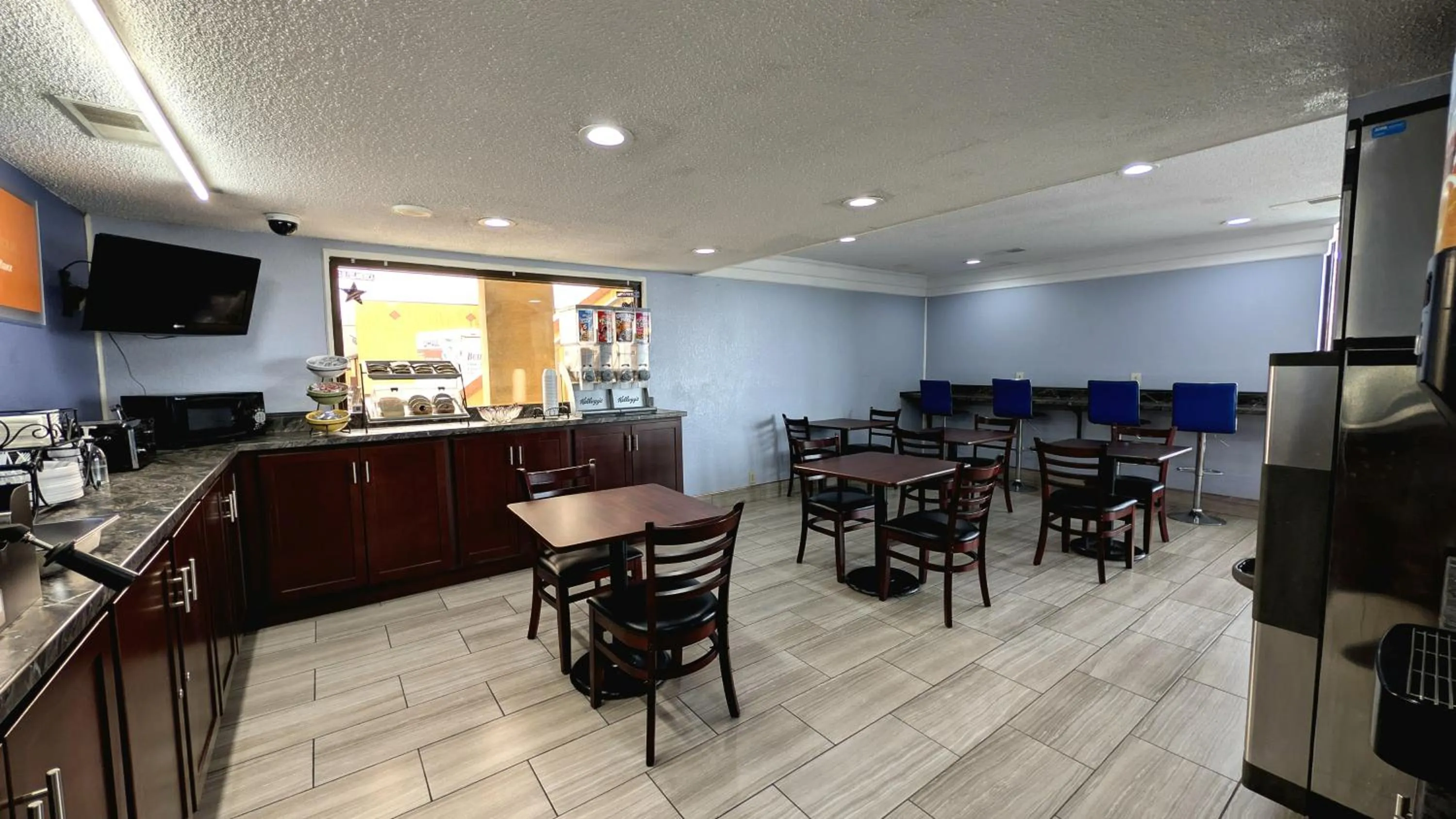 Food close-up in Americas Best Value Inn Mount Vernon