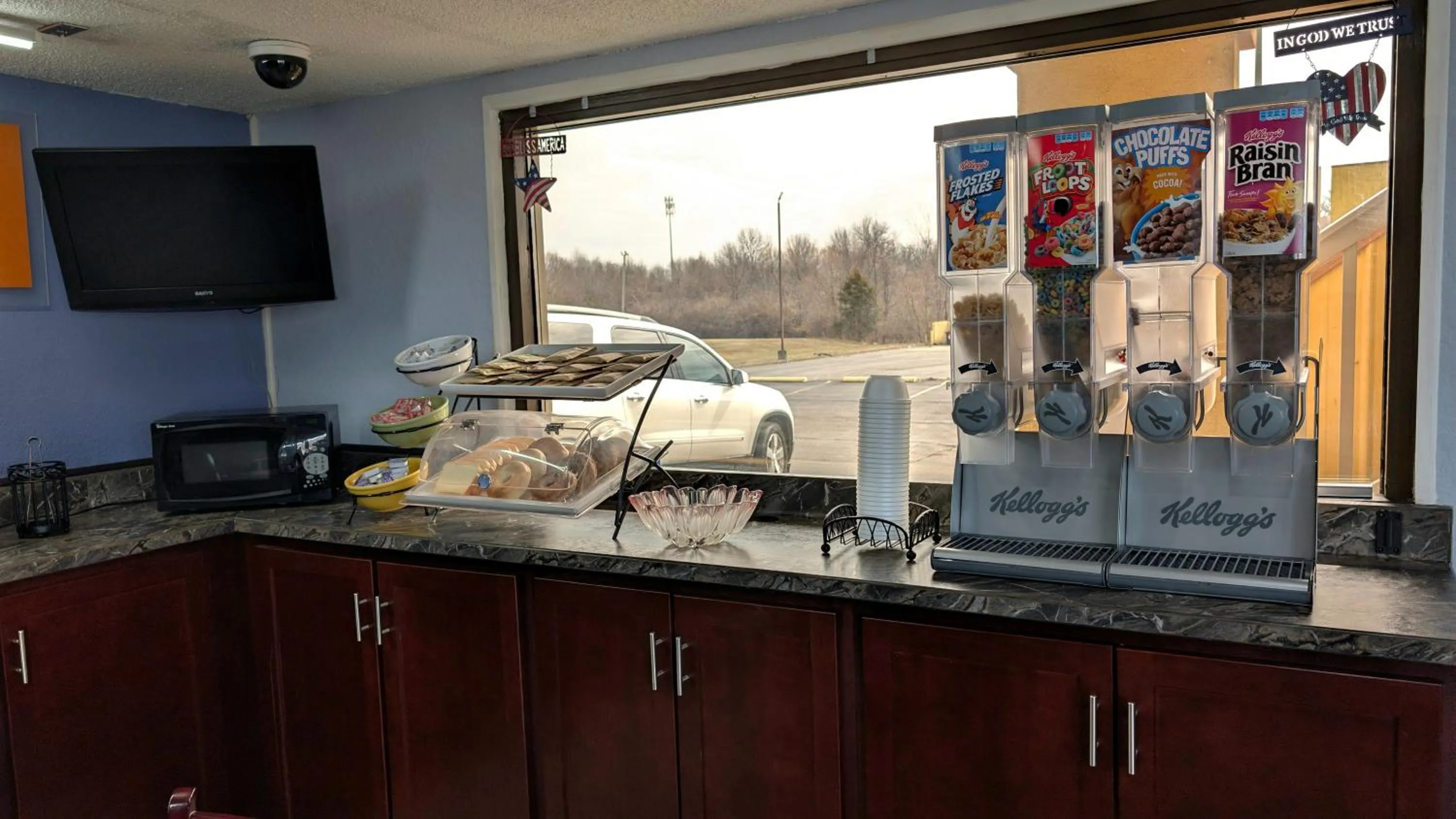 Food close-up in Americas Best Value Inn Mount Vernon