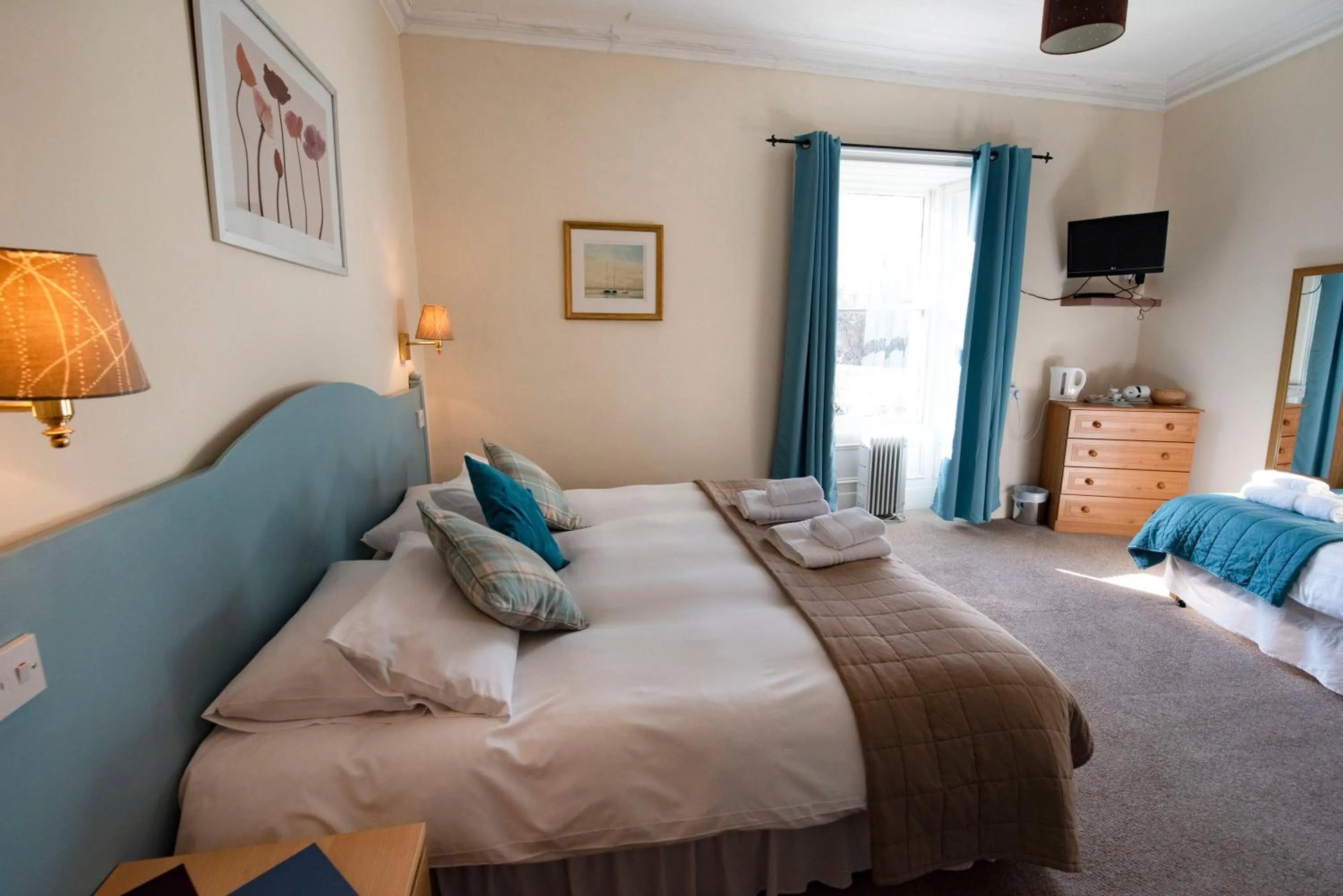 Bed in The Kirkmichael Hotel