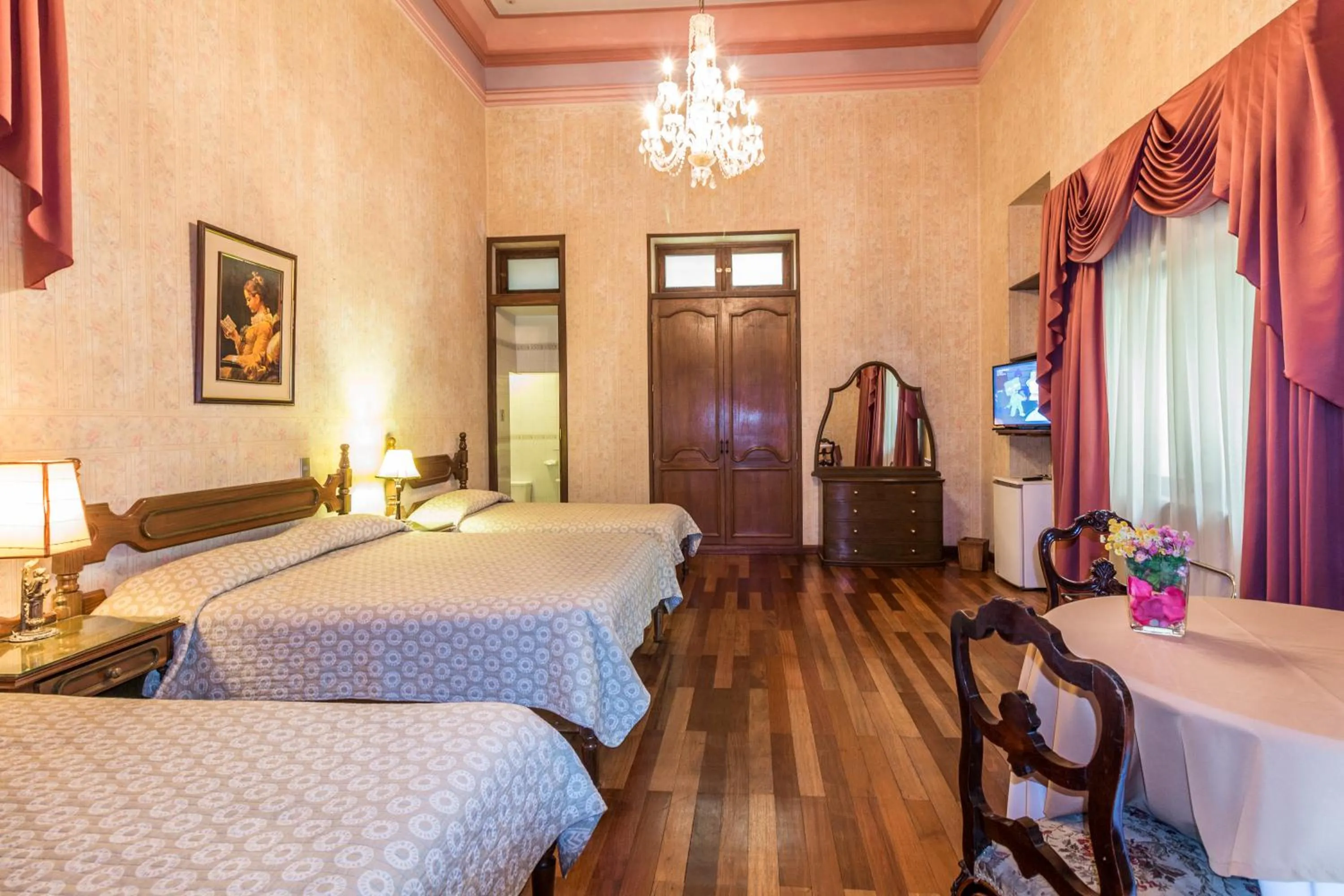 Bed in Capital Plaza Hotel