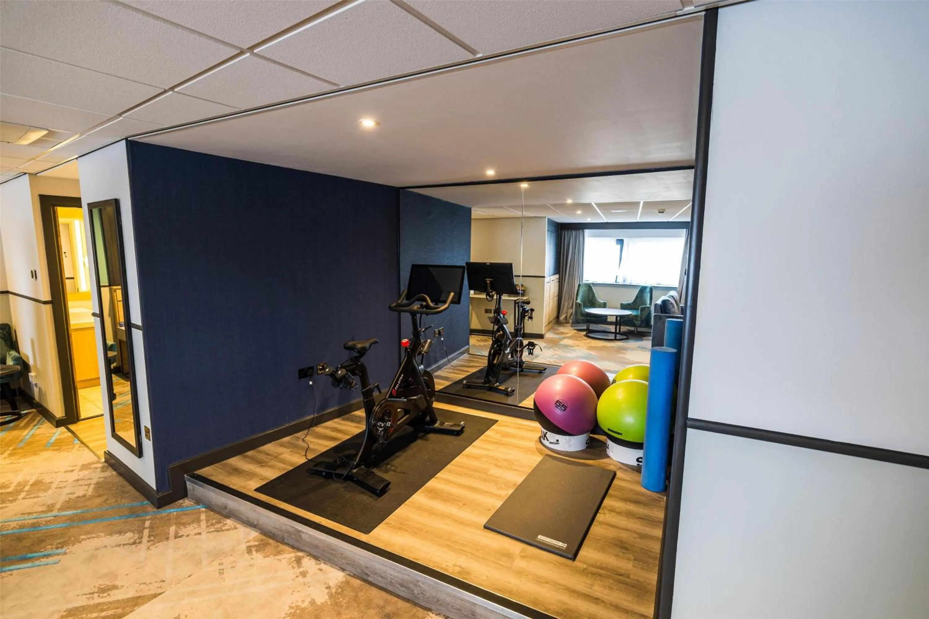 Bedroom in DoubleTree by Hilton Coventry Building Society Arena