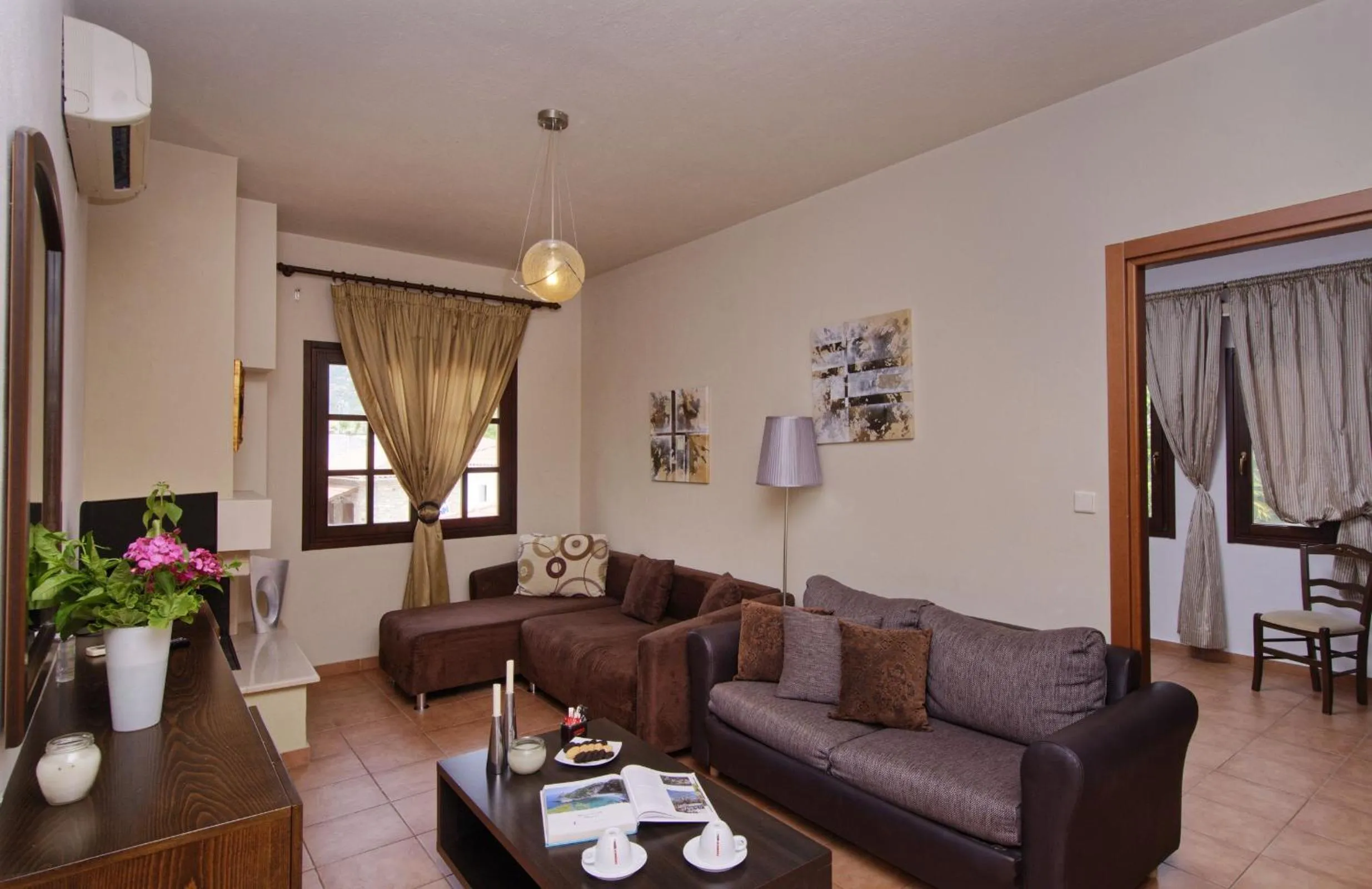 Seating area in Enalion Hotel