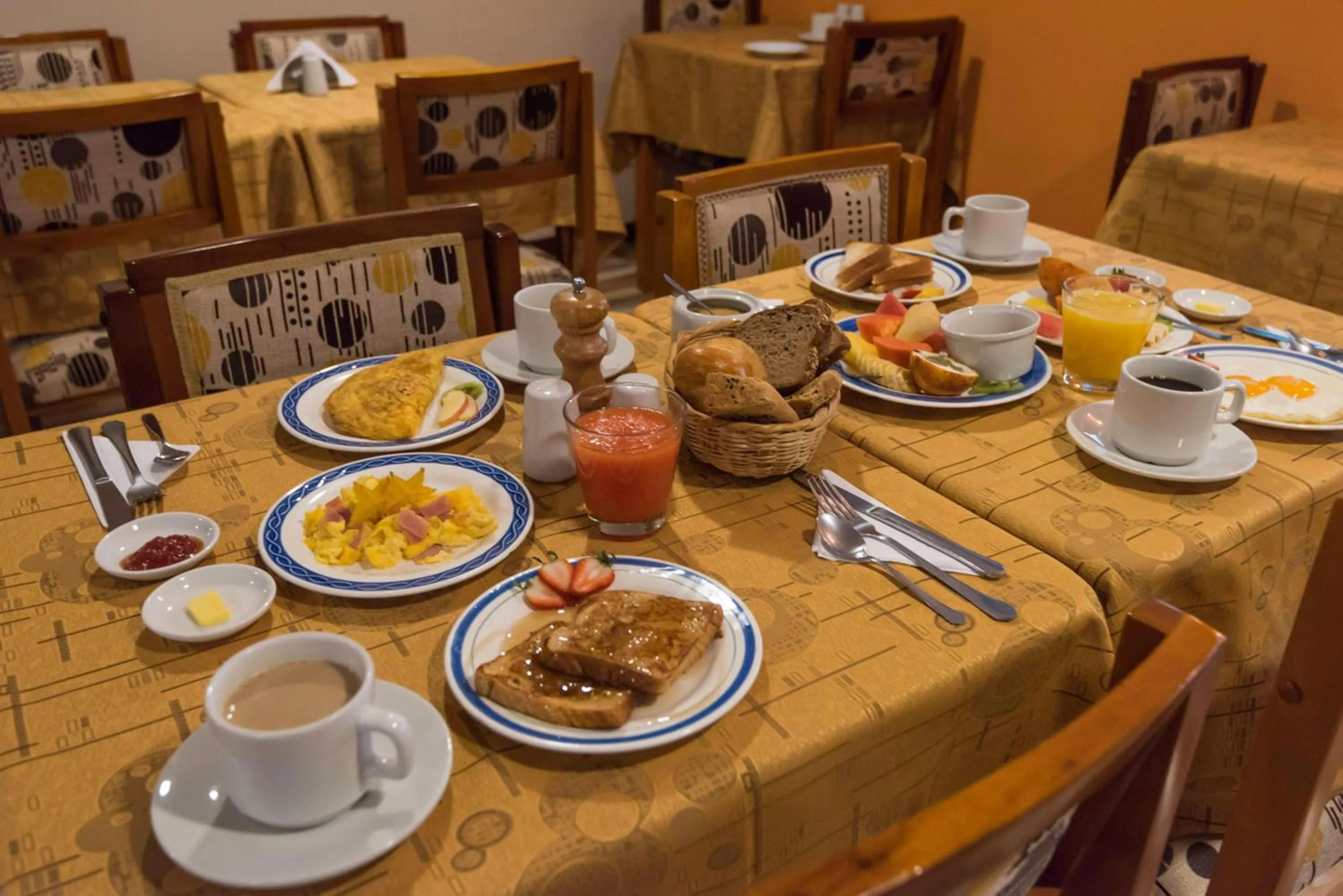 Day in Hotel Francés La Maison