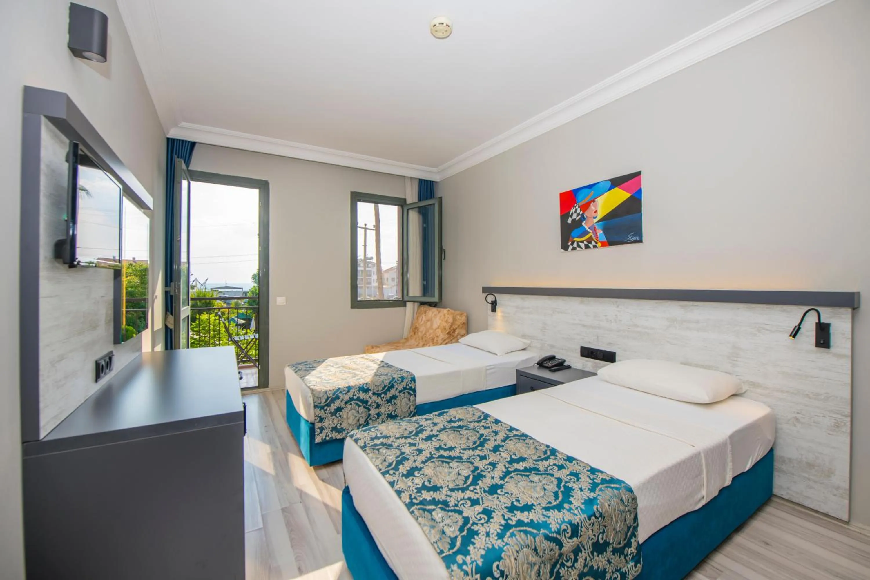 Photo of the whole room, Bed in Golden Moon Hotel