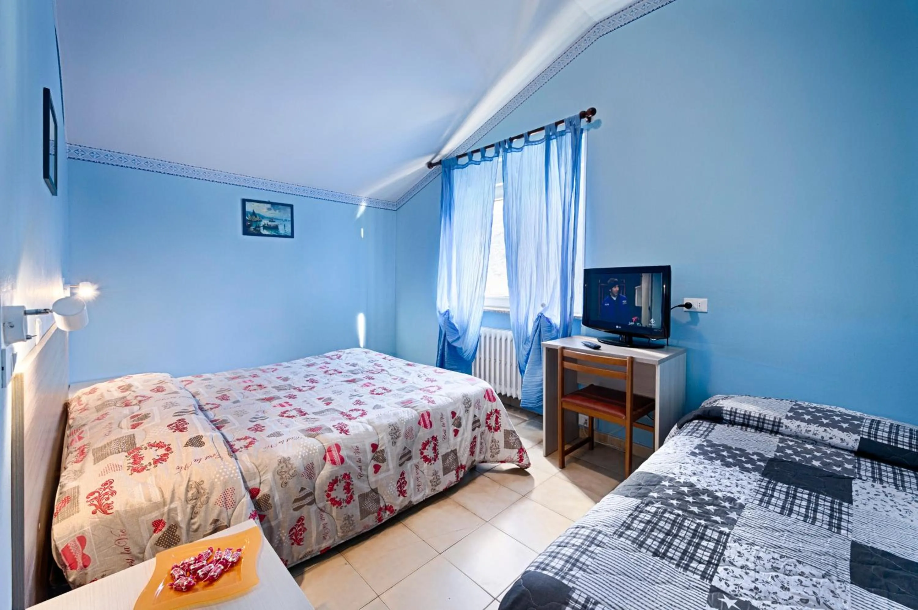 Bed in Albergo Mancuso del Voison