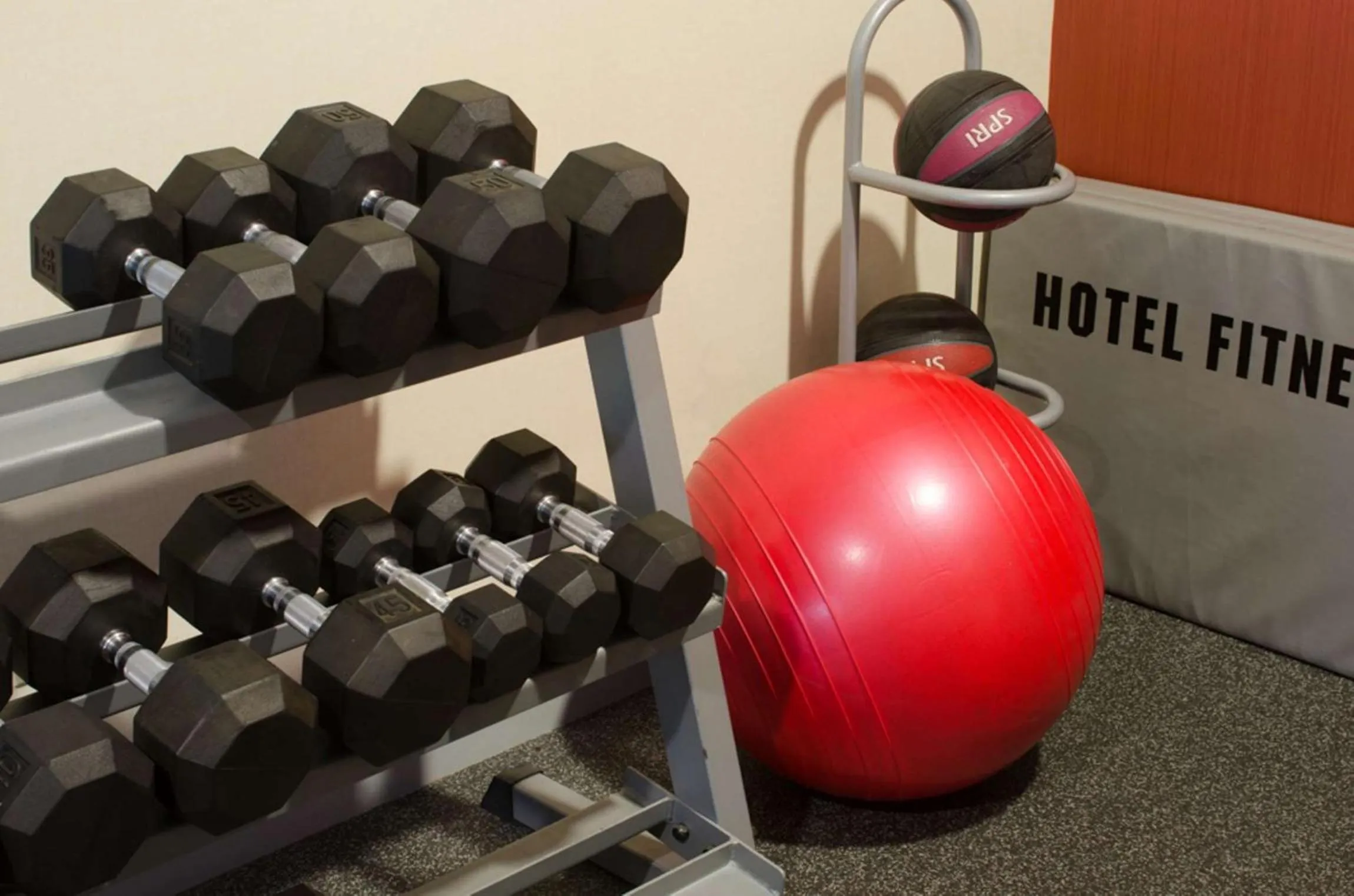 Fitness centre/facilities in Hampton Inn Tulsa Sand Springs