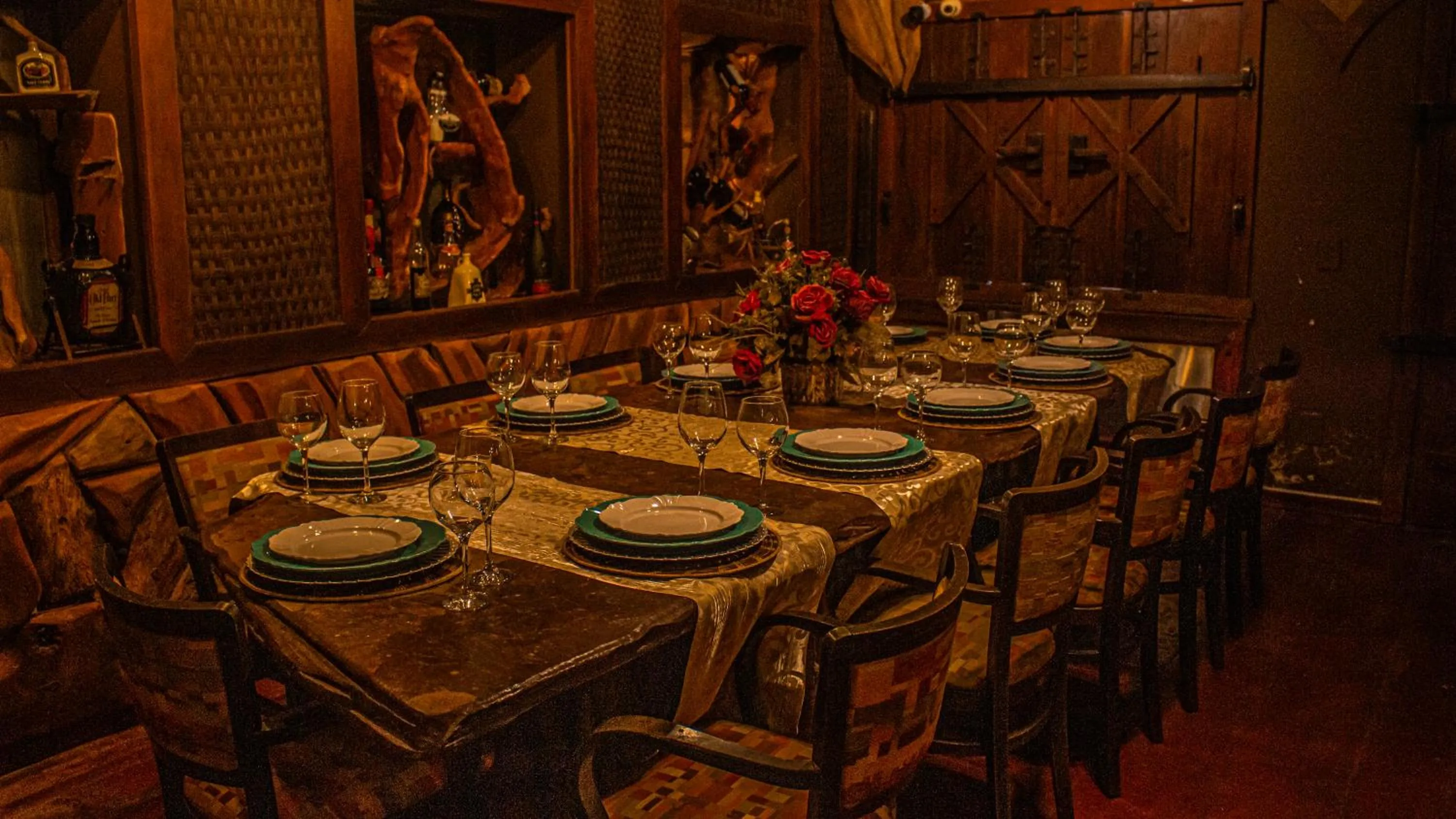 Restaurant/places to eat in Hotel Solar do Imperador