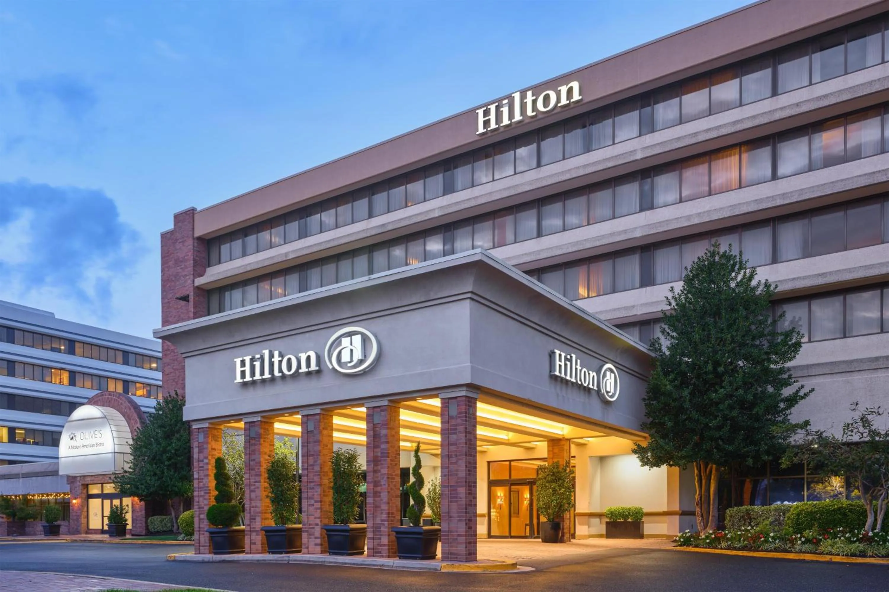 Property building in Hilton Washington DC/Rockville Hotel & Executive Meeting Center