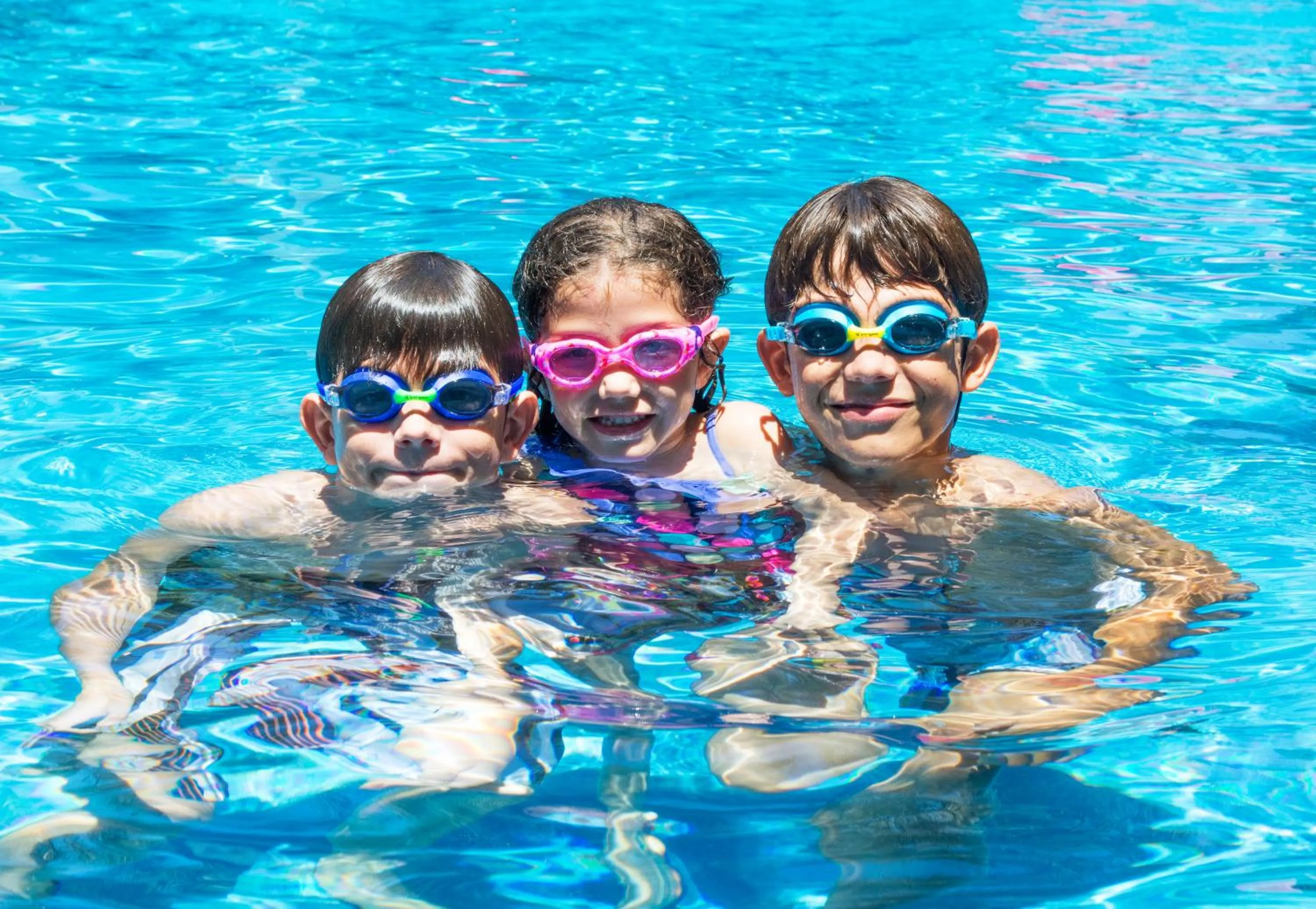 Swimming pool in Litchfield Tourist Park