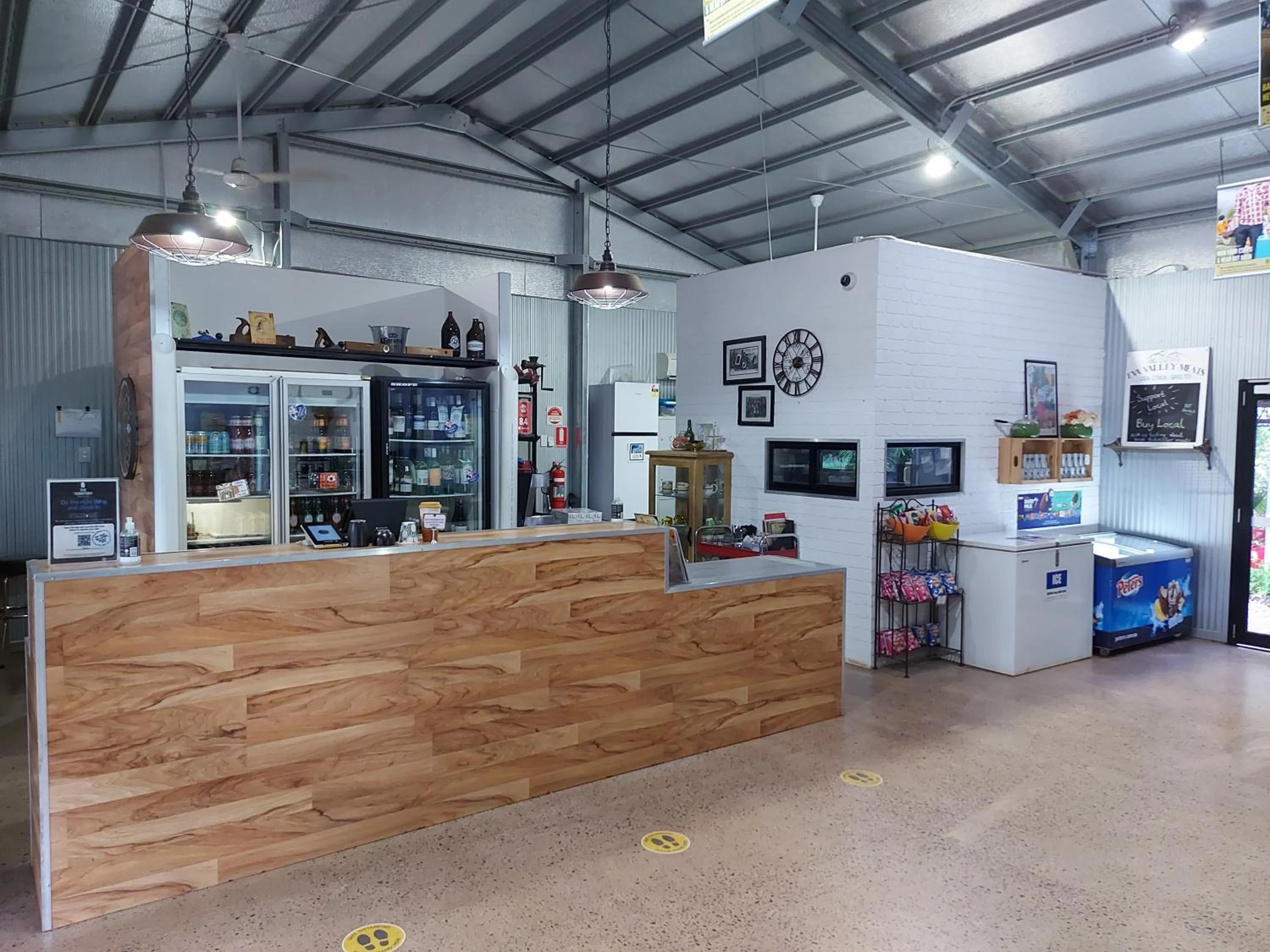 Lounge or bar in Litchfield Tourist Park