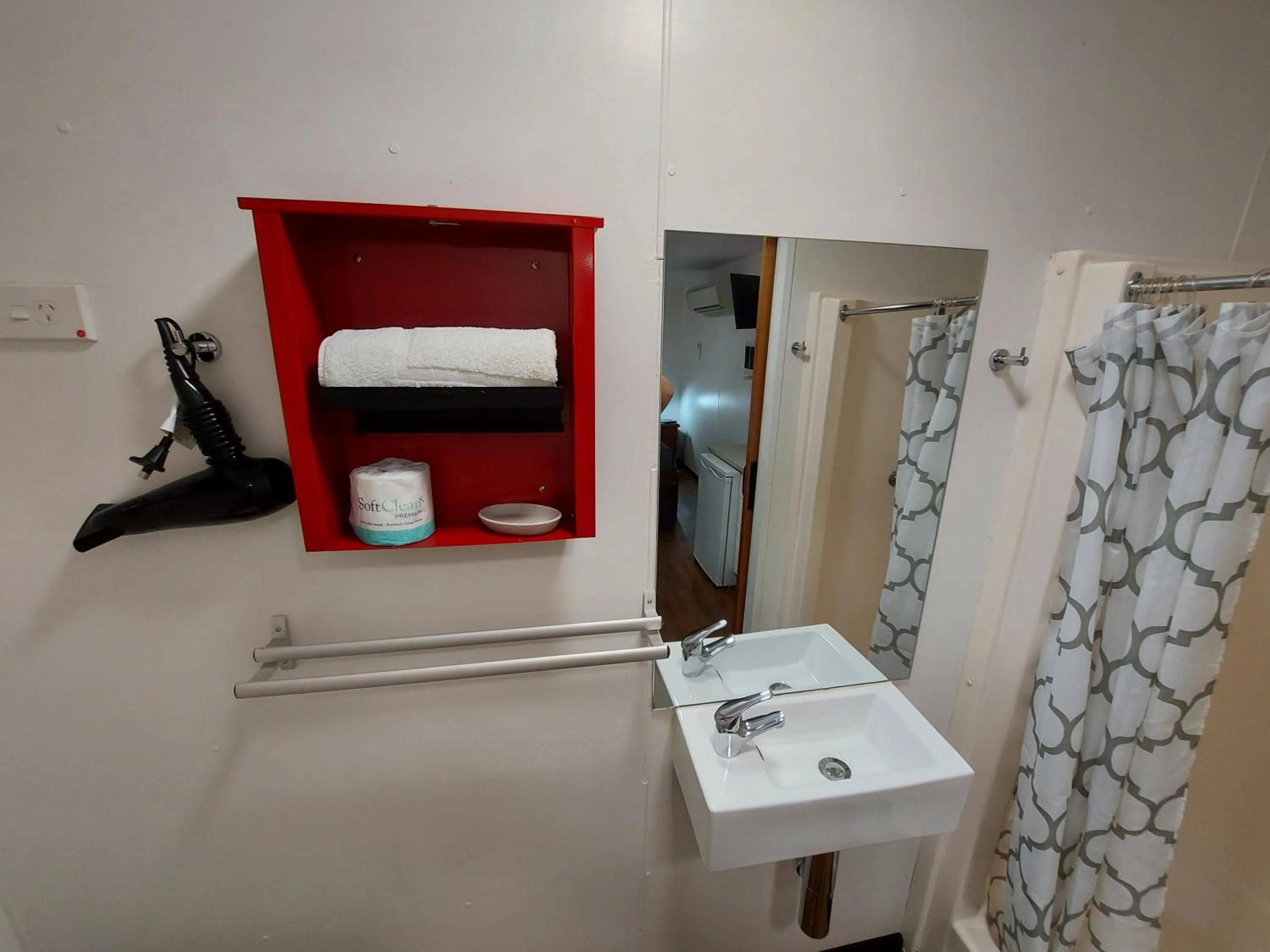 Bathroom in Litchfield Tourist Park