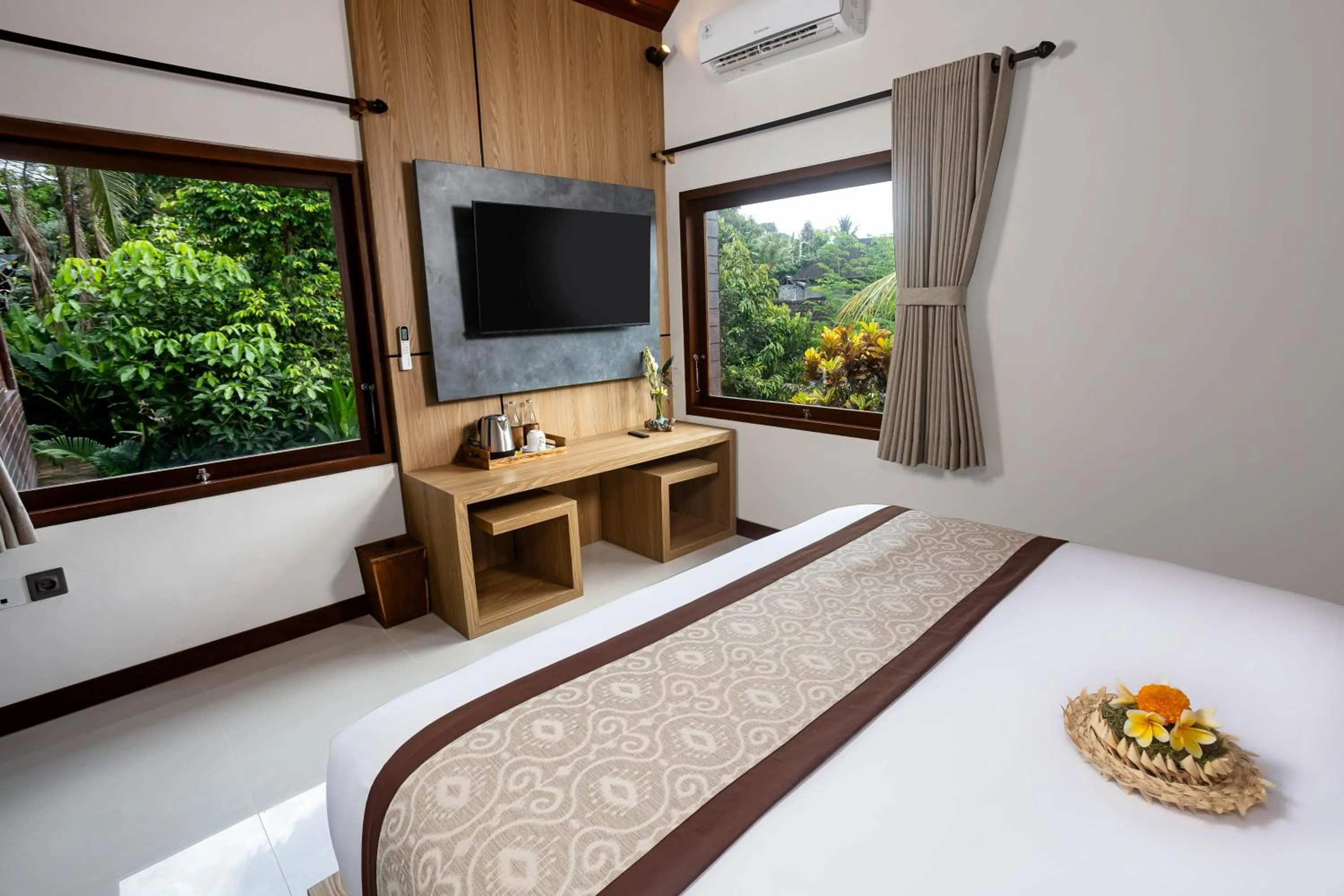 Bedroom, Bed in Candy Villa by GenuineHost