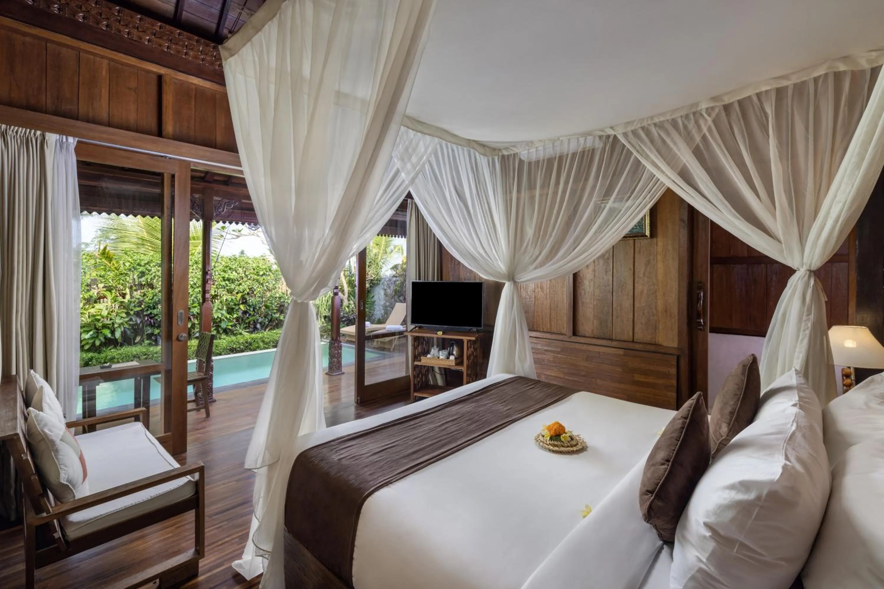 Bed in Candy Villa by GenuineHost