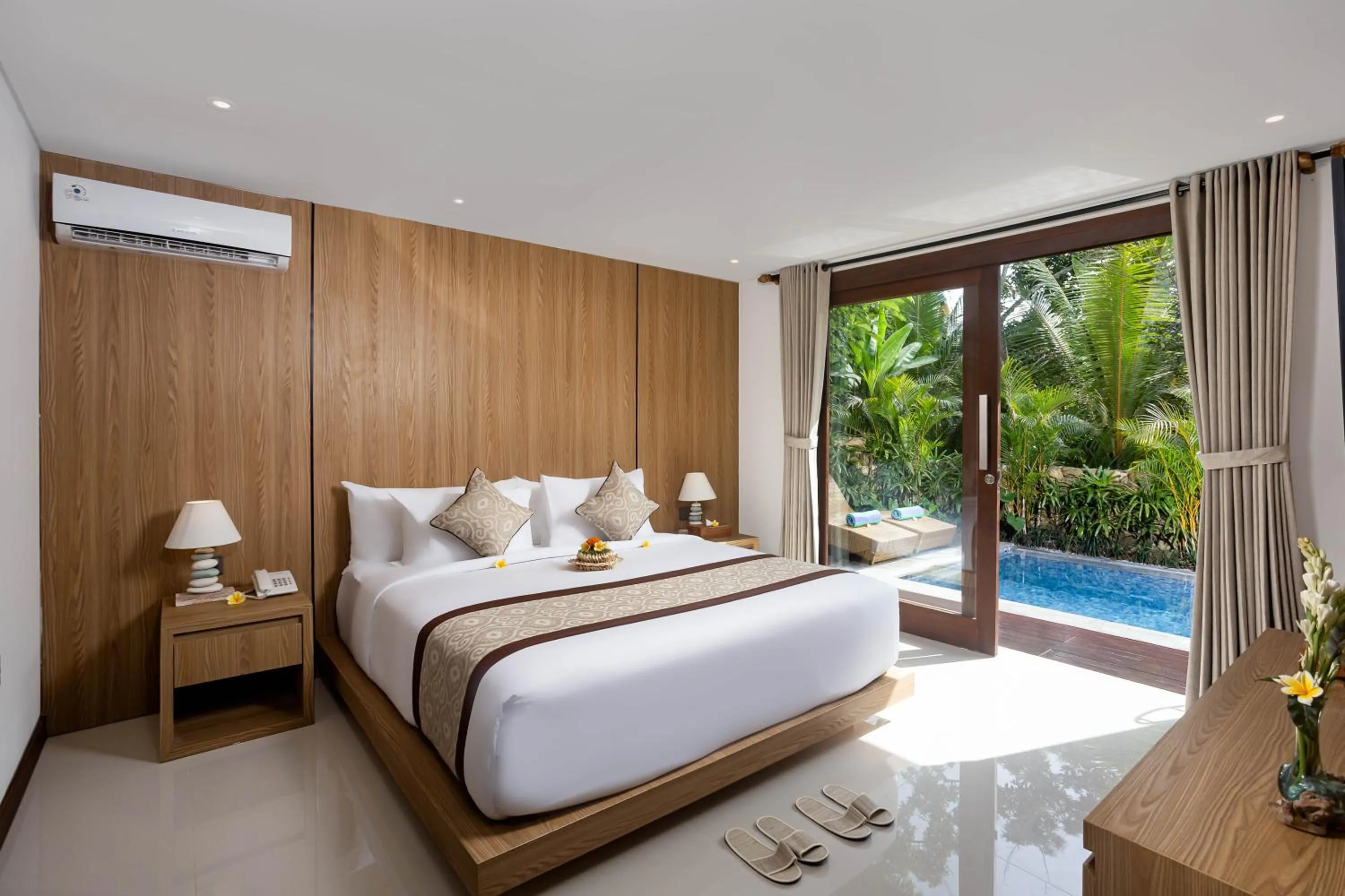 Bedroom, Bed in Candy Villa by GenuineHost