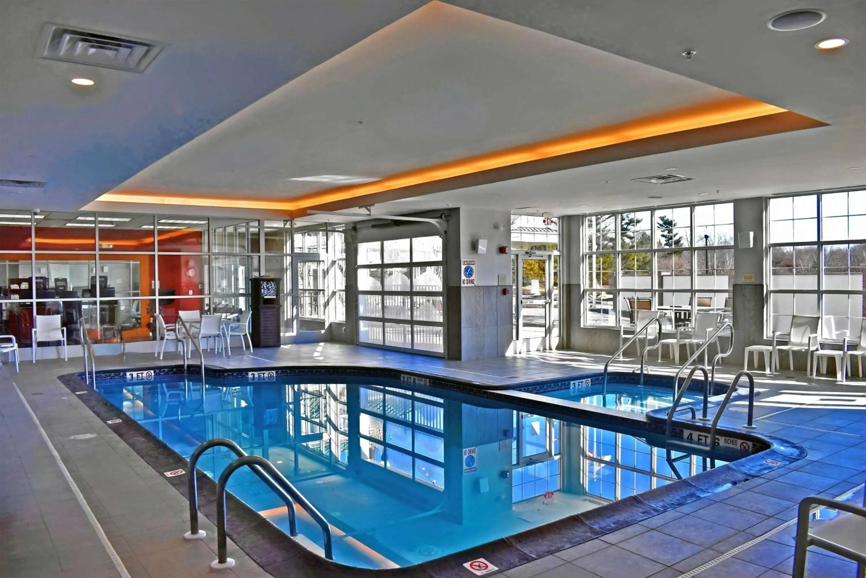 Pool view in Hilton Garden Inn Hamilton