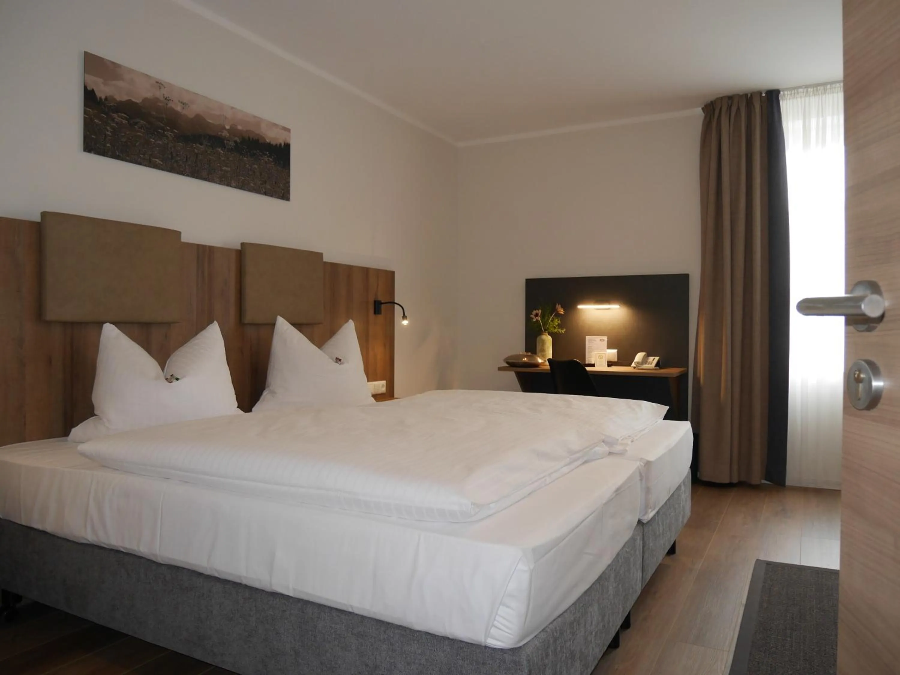 Photo of the whole room, Bed in Anderschitz Landhotel