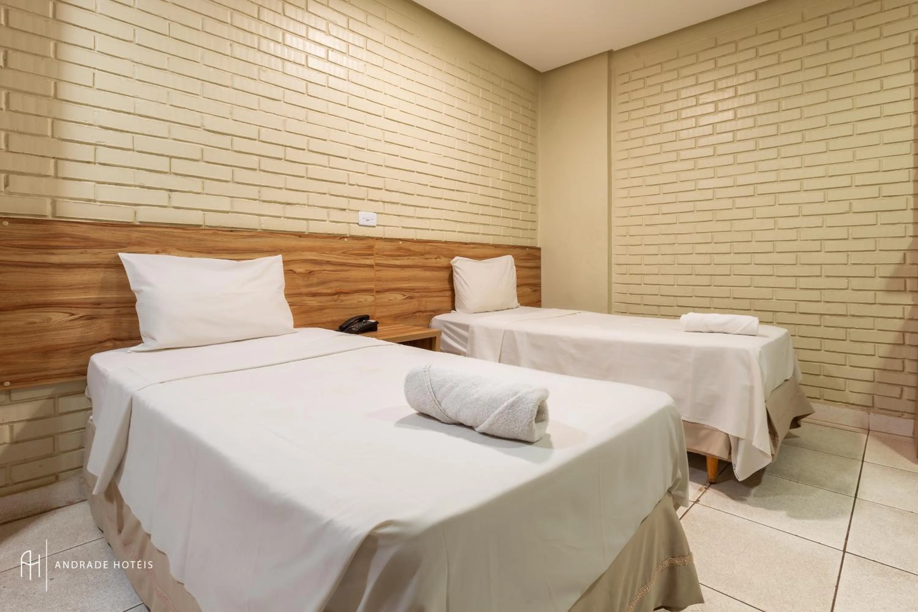 Bedroom, Bed in Rede Andrade Goiania Centro