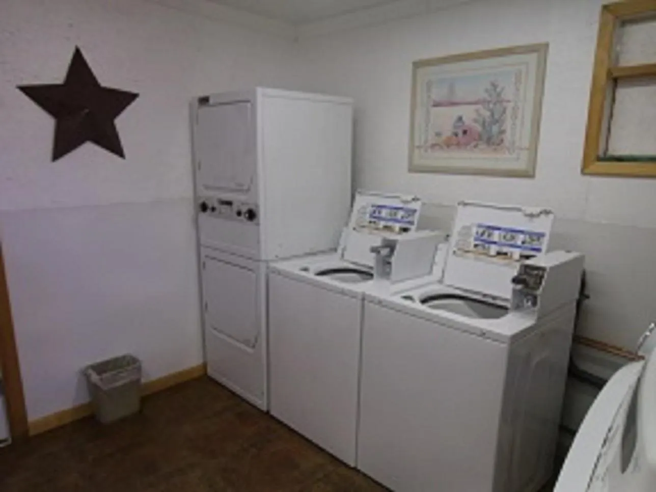 laundry in Stagecoach Suites